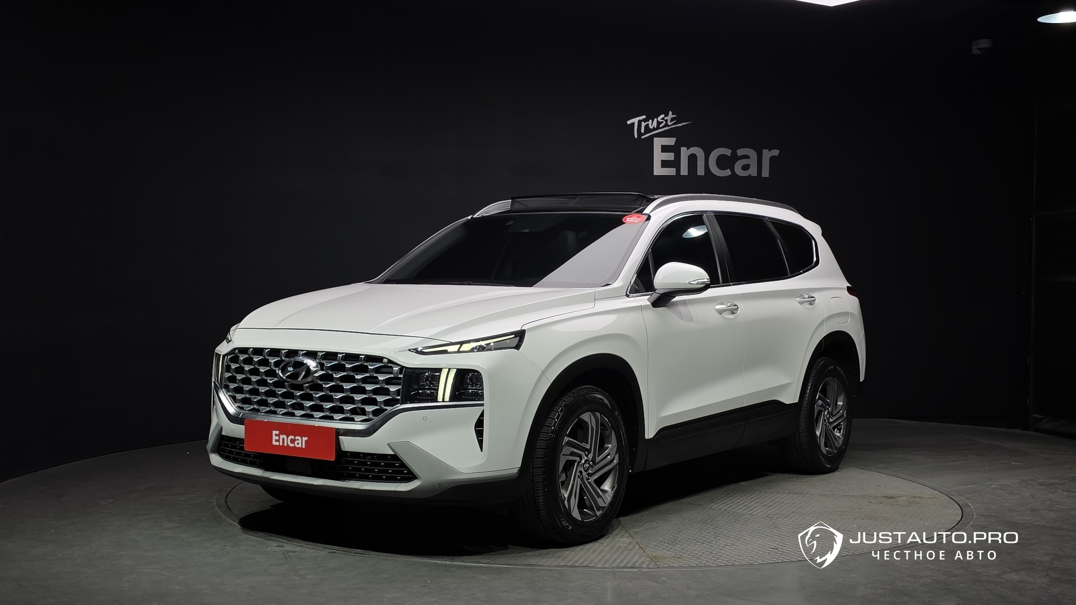 Автомобиль Hyundai Santafe