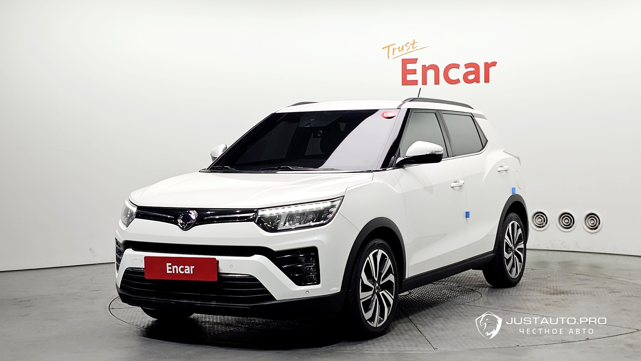 Автомобиль KG_Mobility_Ssangyong TIBOLI