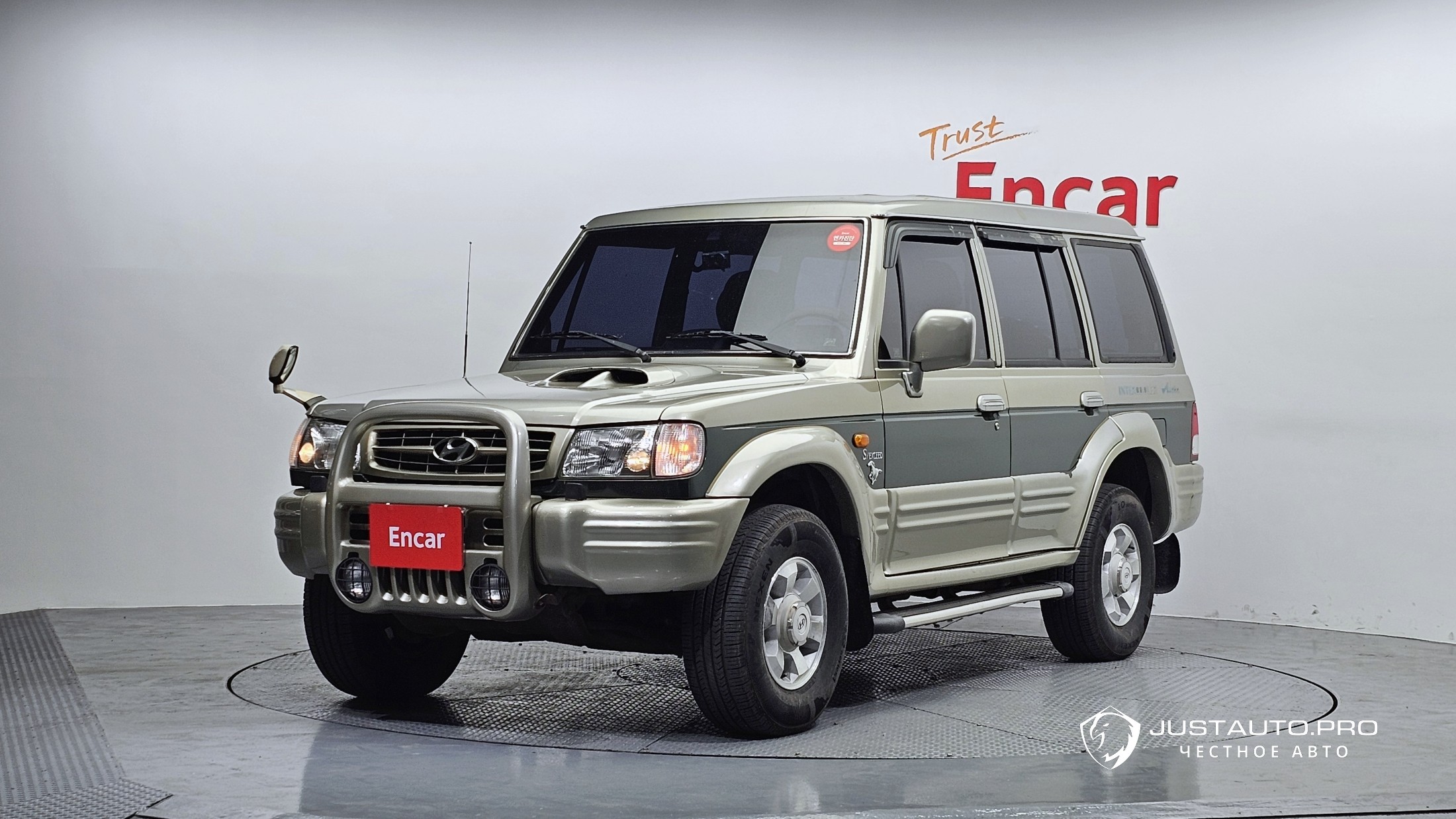 Автомобиль Hyundai Galloper