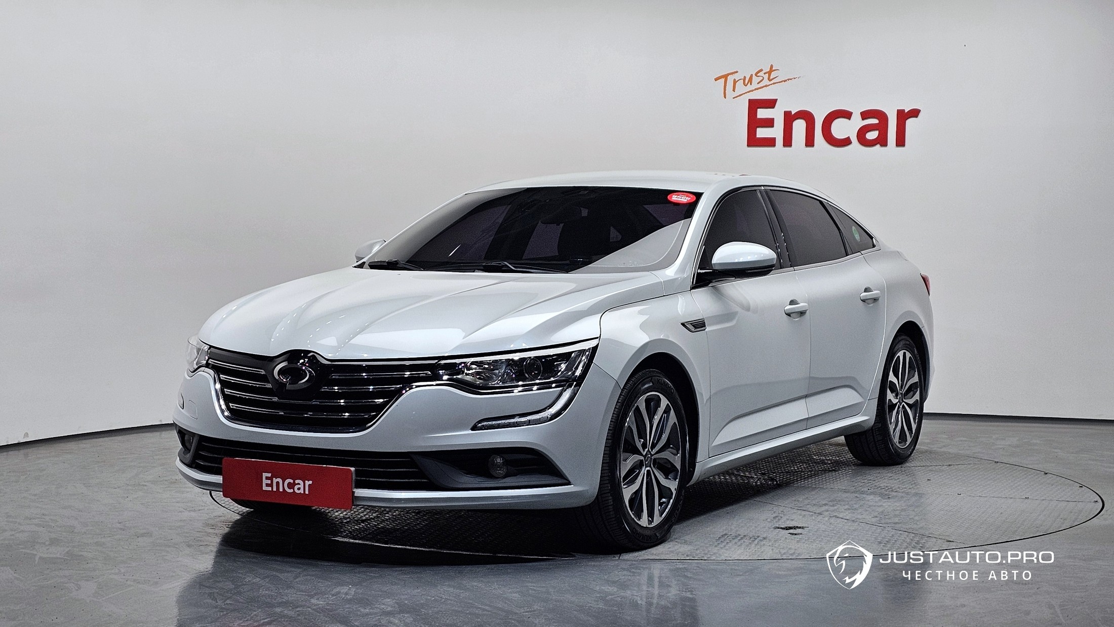 Автомобиль Renault-KoreaSamsung SM6