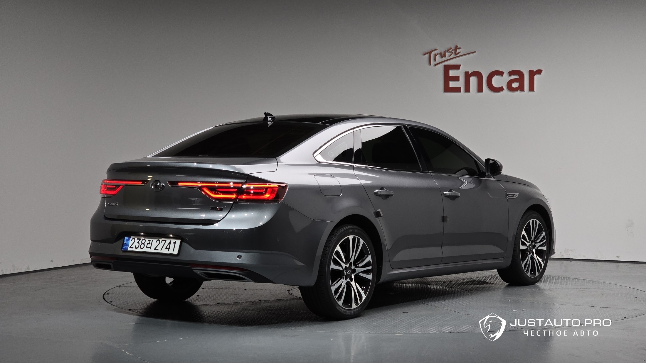 Автомобиль Renault-KoreaSamsung SM6