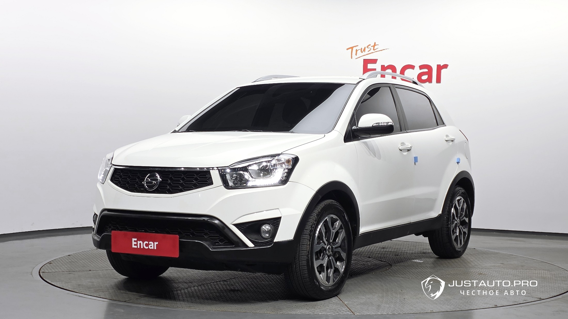 Автомобиль KG_Mobility_Ssangyong KORANDO
