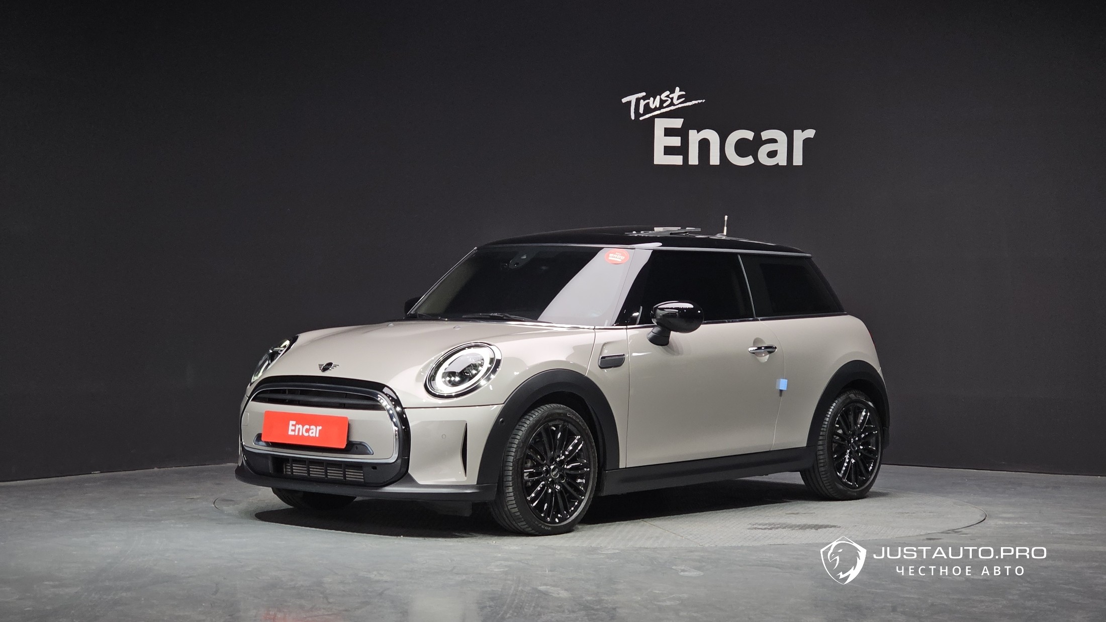 Автомобиль Mini Cooper
