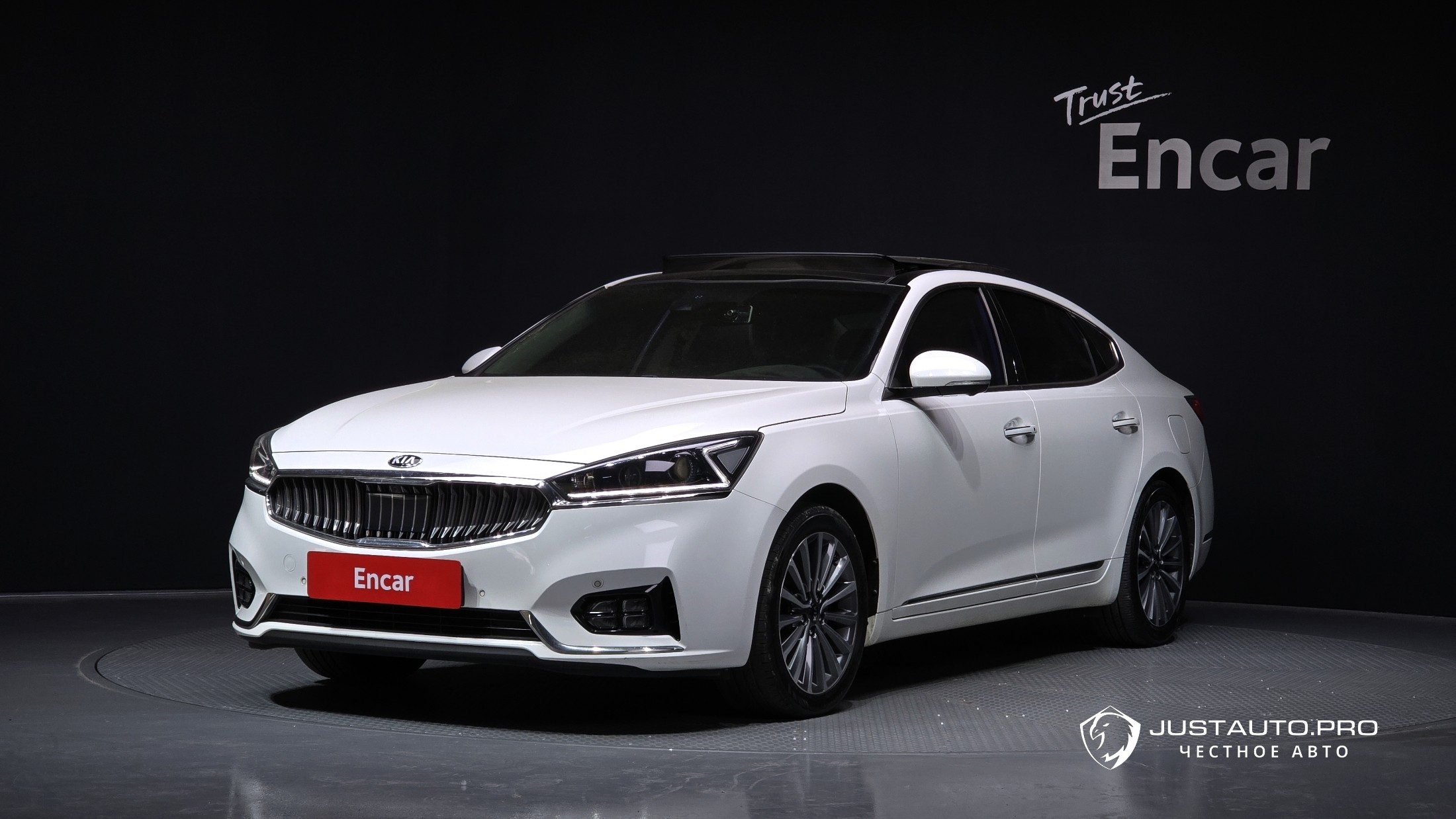 Автомобиль Kia K7