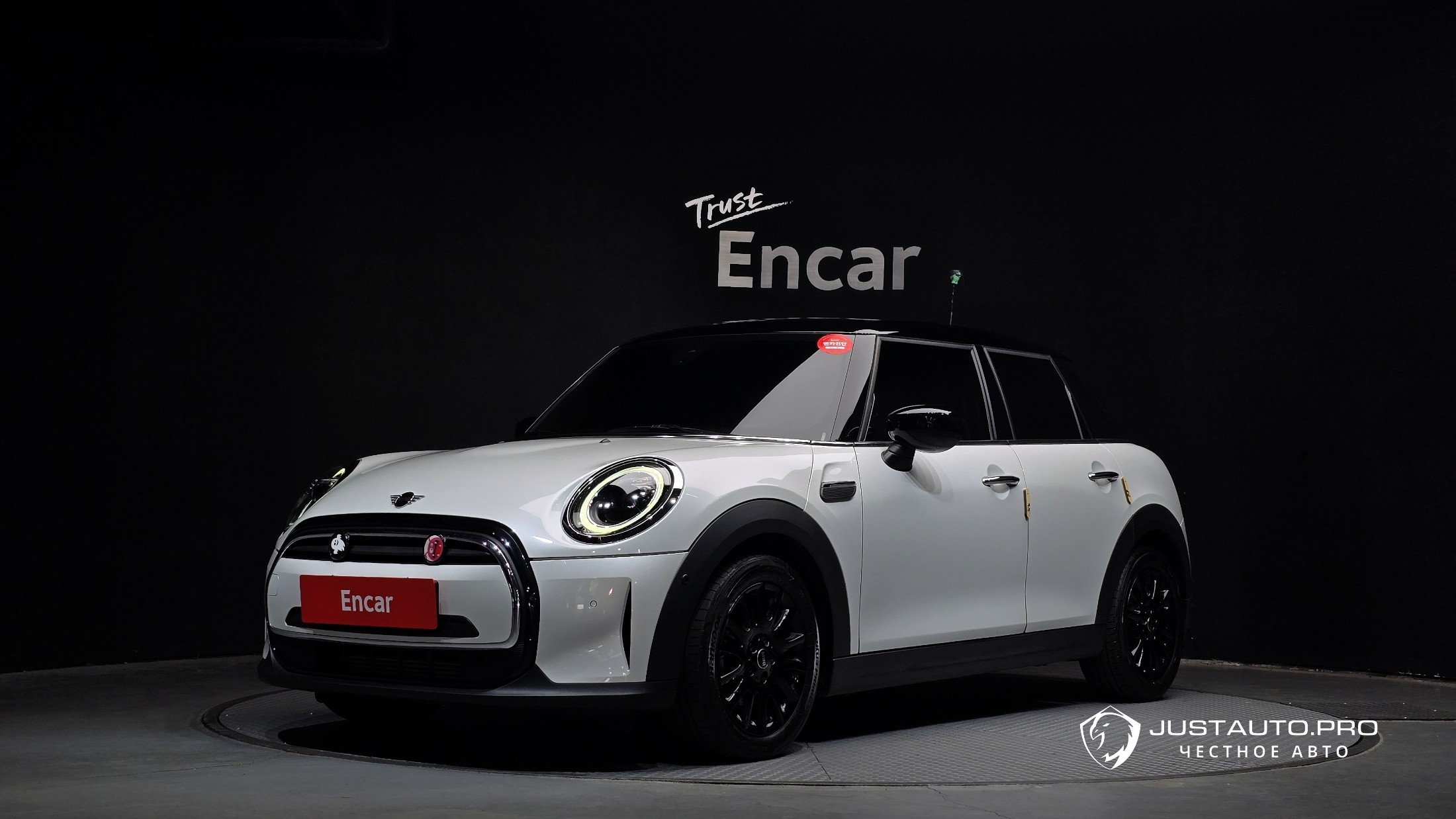 Автомобиль Mini Cooper