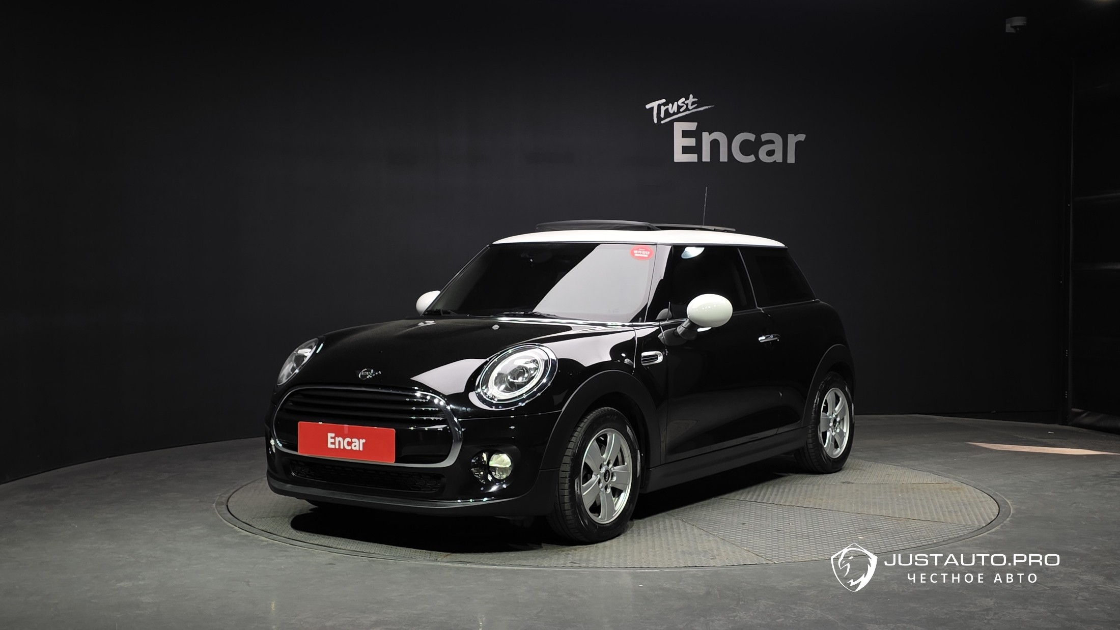 Автомобиль Mini Cooper