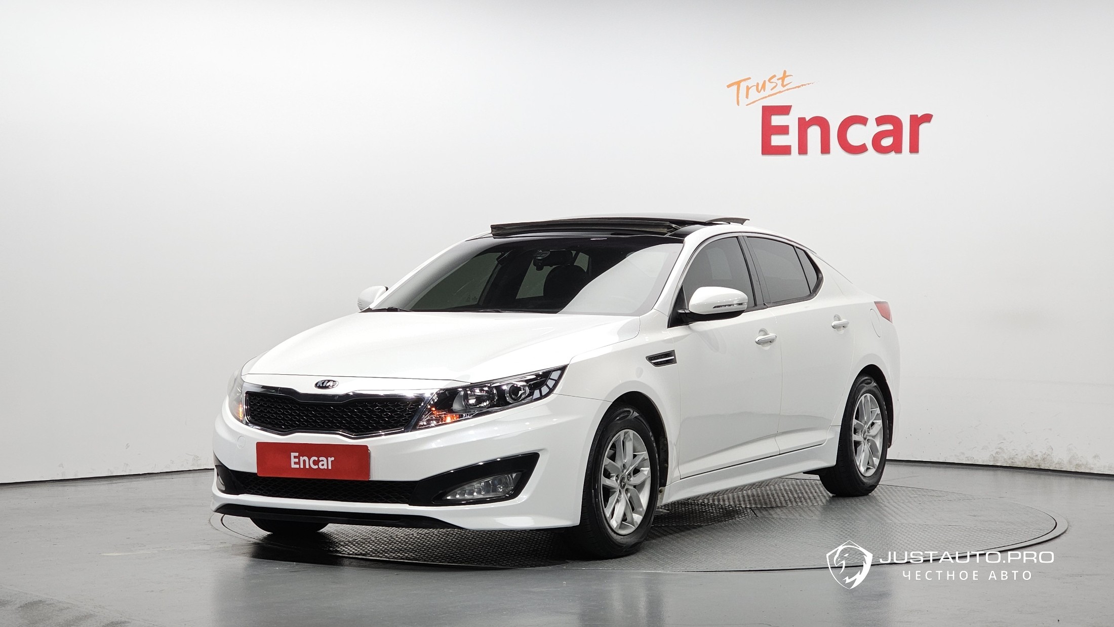 Автомобиль Kia K5