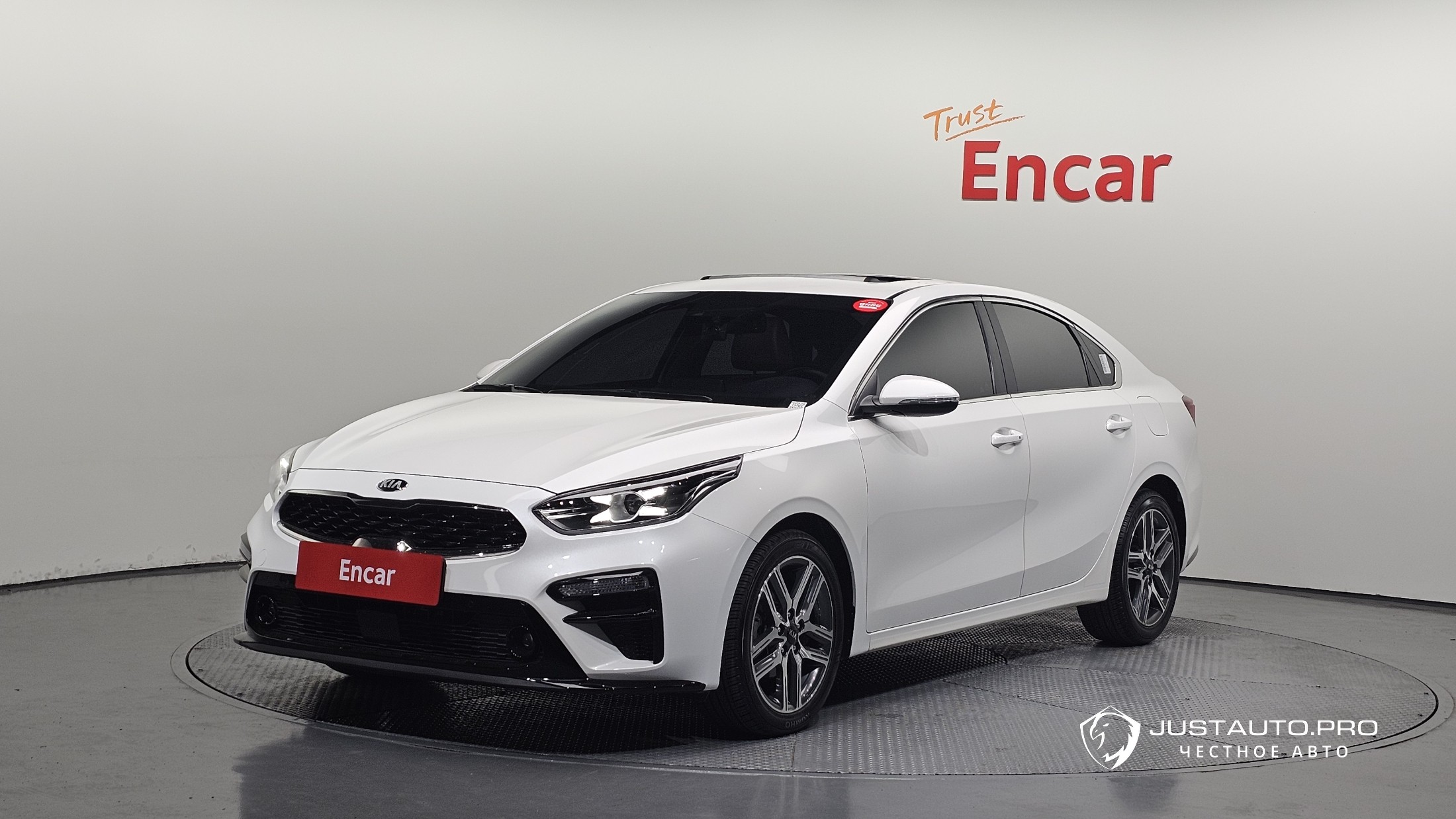 Автомобиль Kia K3