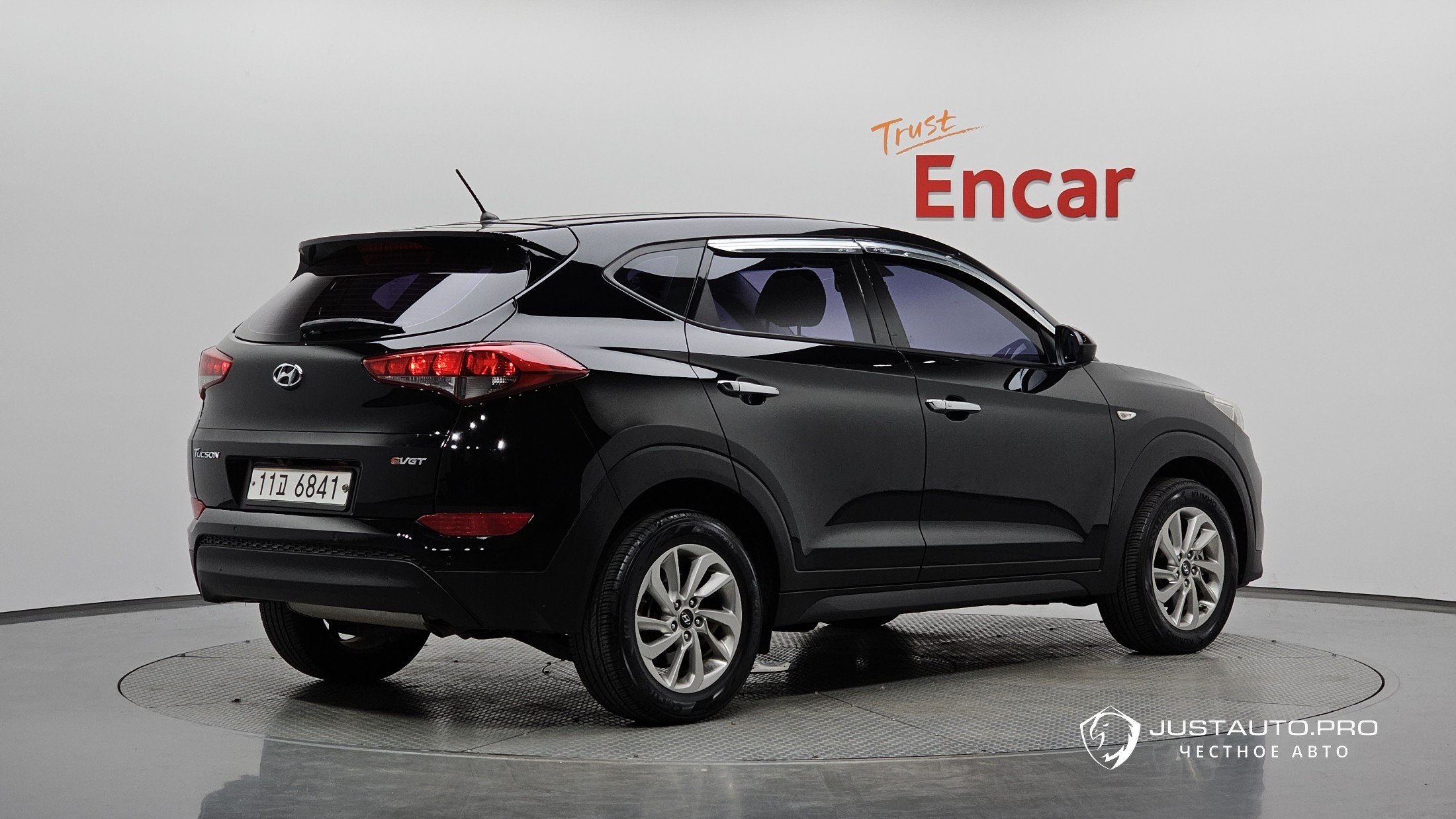 Автомобиль Hyundai Tucson