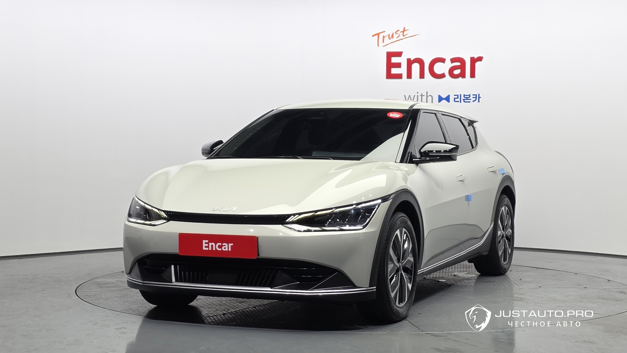 Автомобиль Kia EV6