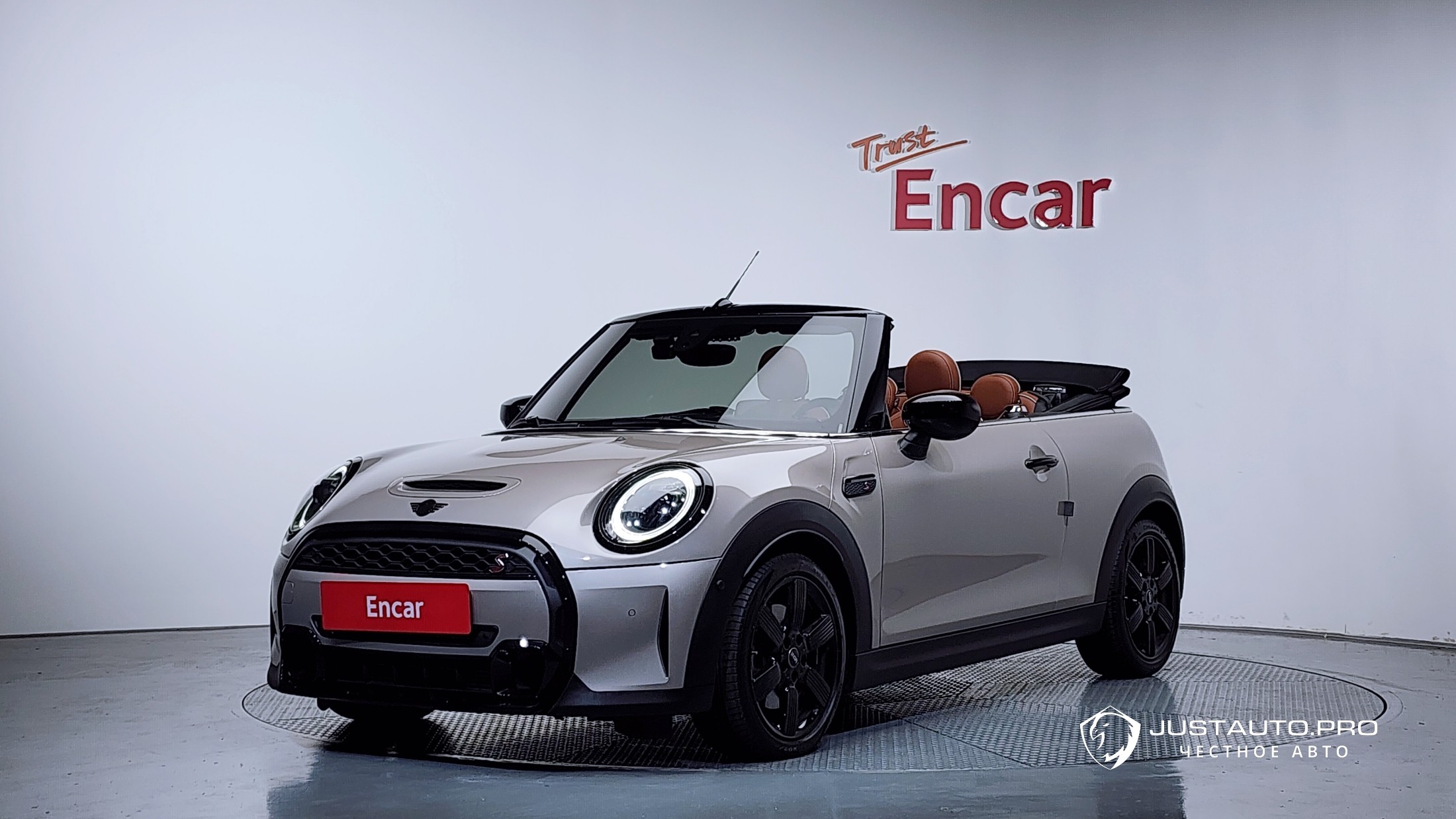 Автомобиль Mini Cooper Convertible