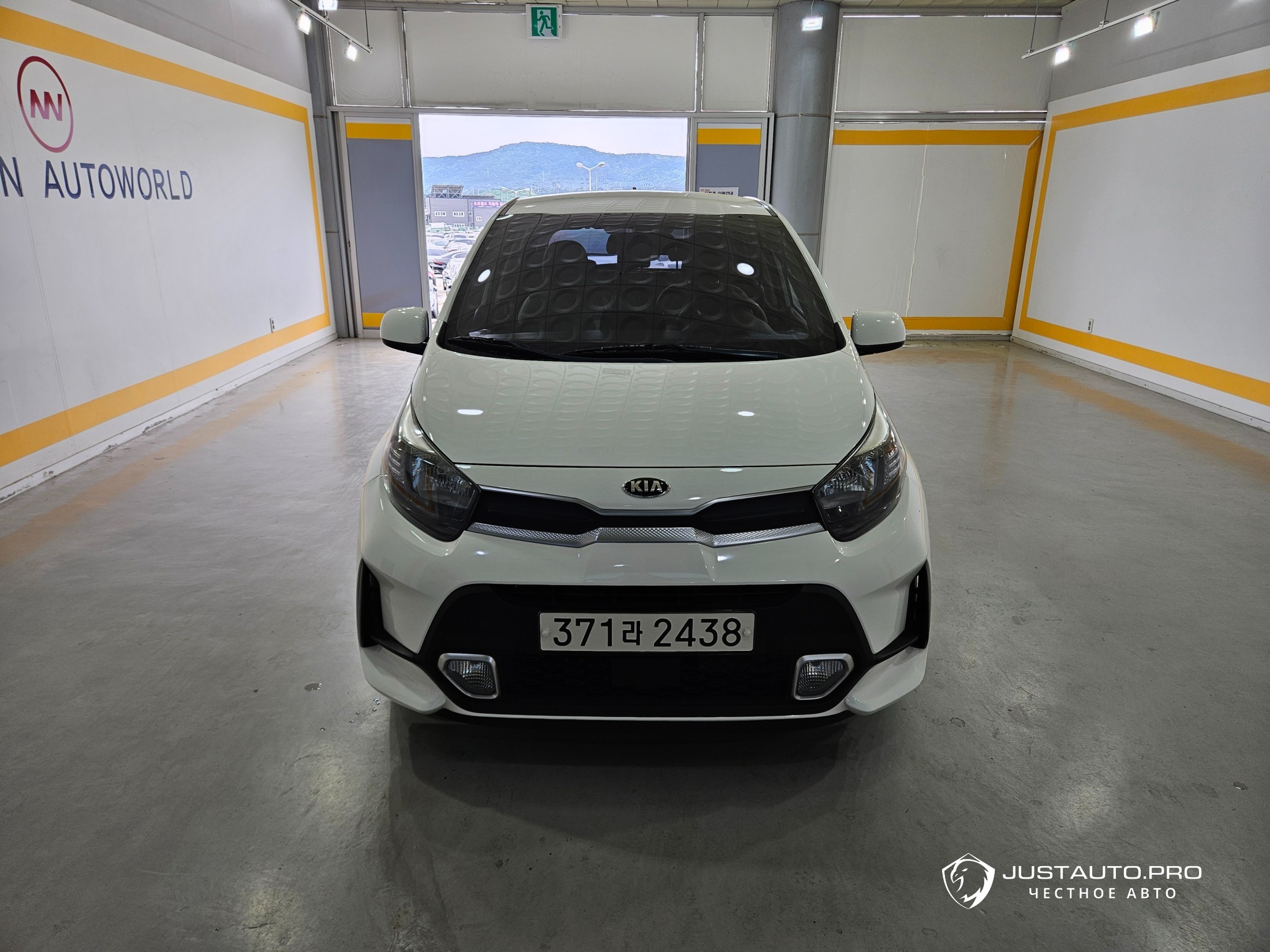 Автомобиль Kia morning