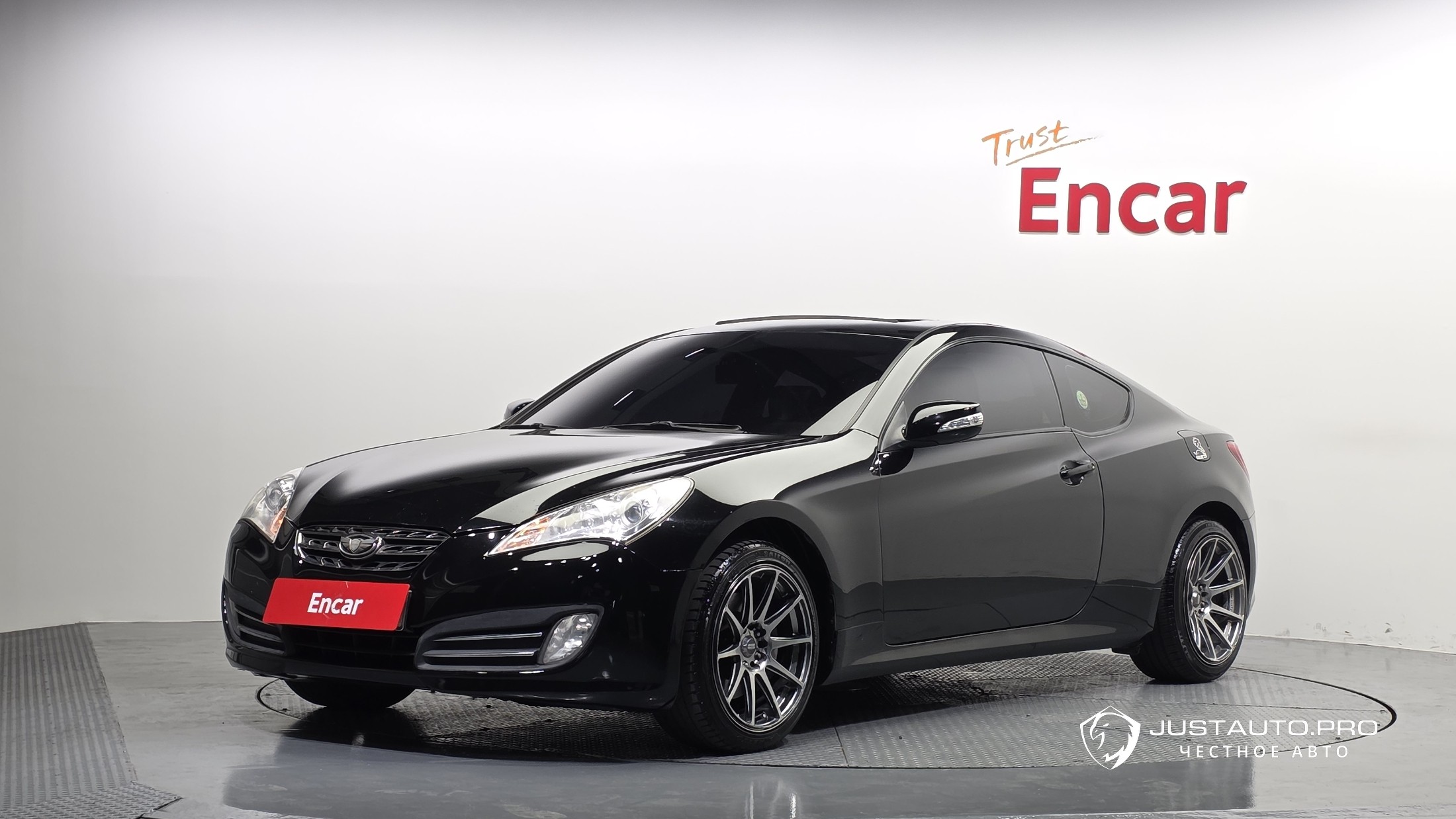 Автомобиль Hyundai Genesis