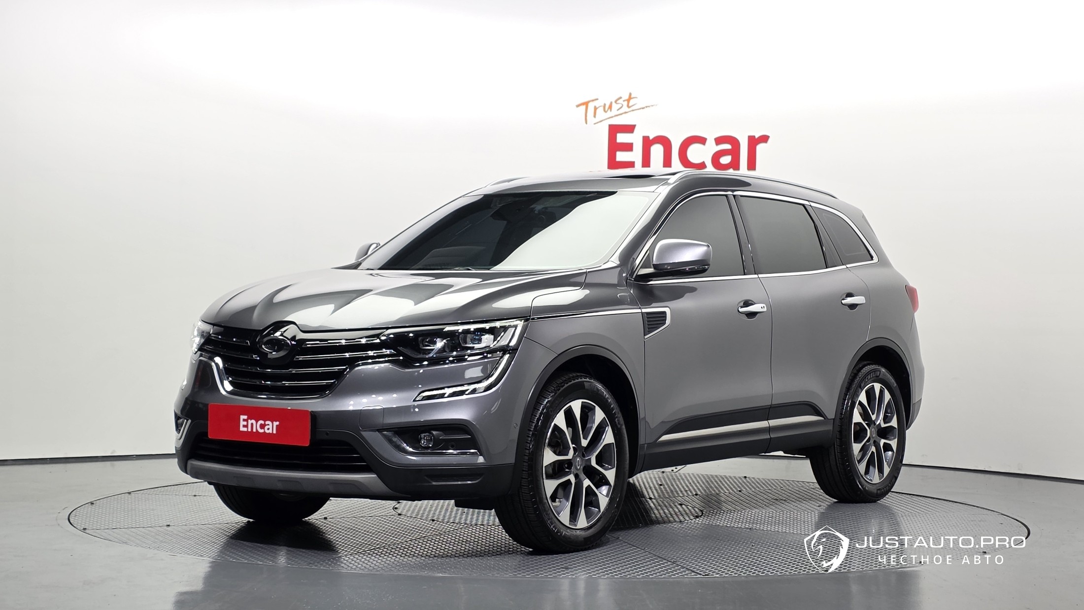 Автомобиль Renault-KoreaSamsung QM6