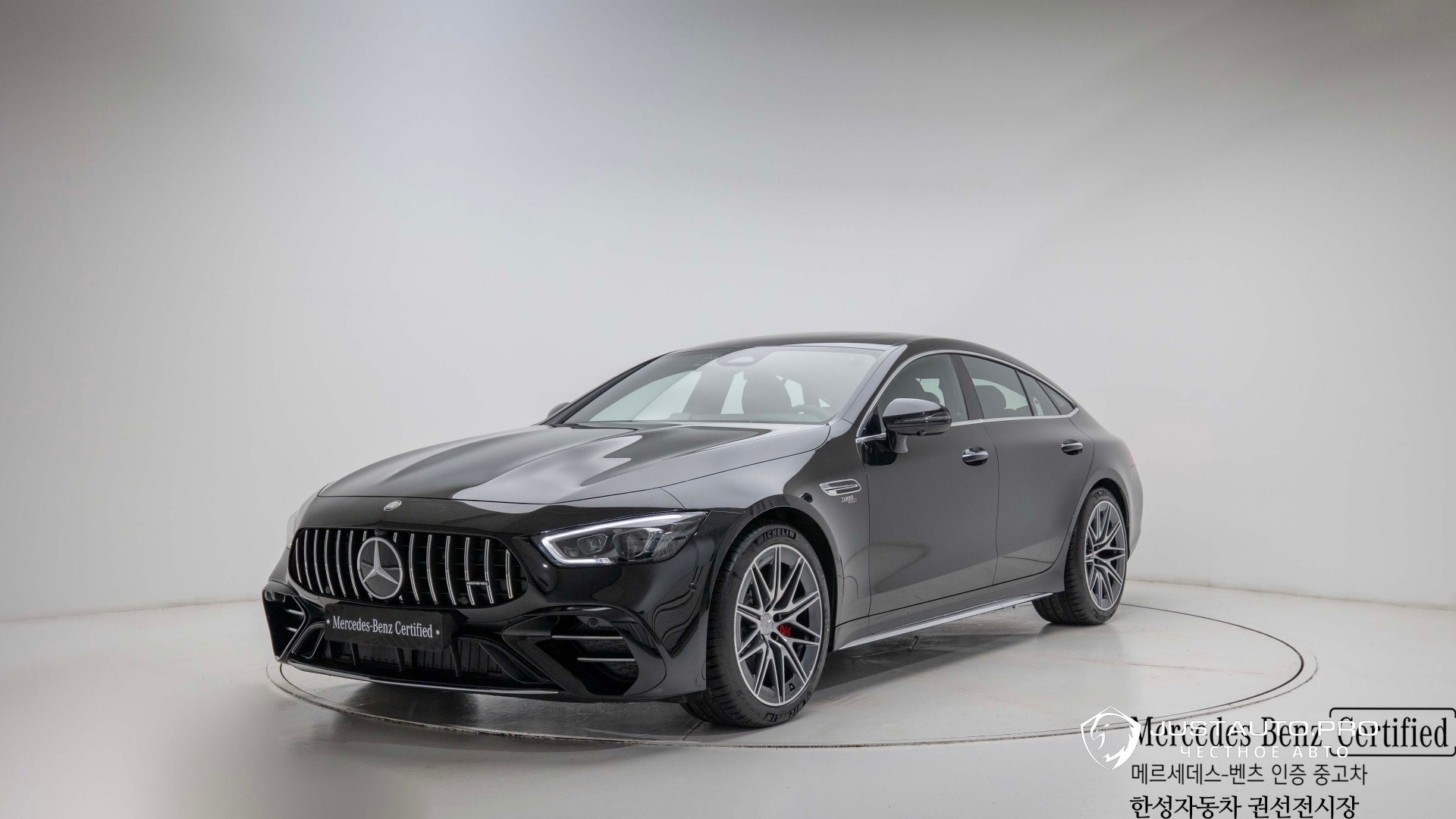 Автомобиль Mercedes-Benz AMG GT