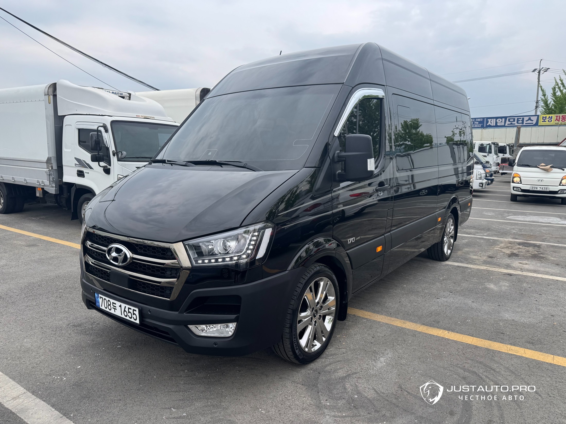Автомобиль Hyundai Solati