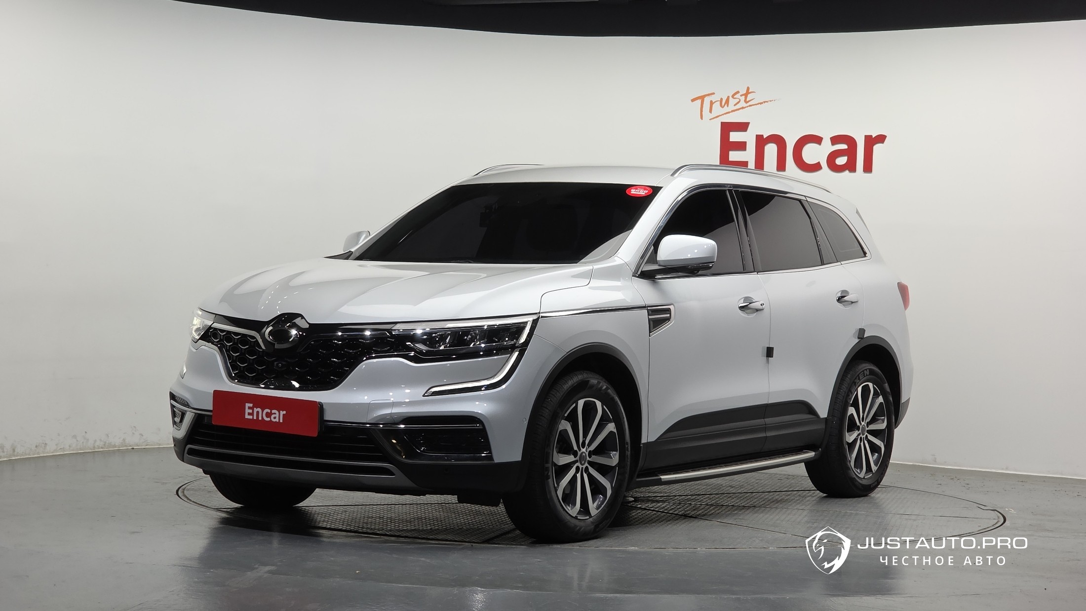 Автомобиль Renault-KoreaSamsung QM6