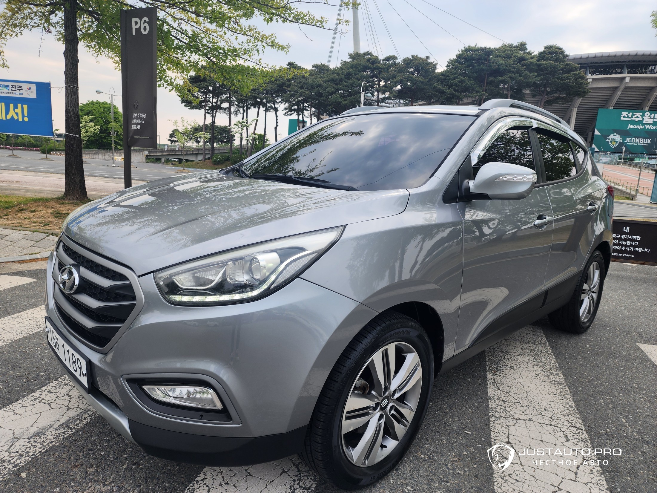 Автомобиль Hyundai Tucson