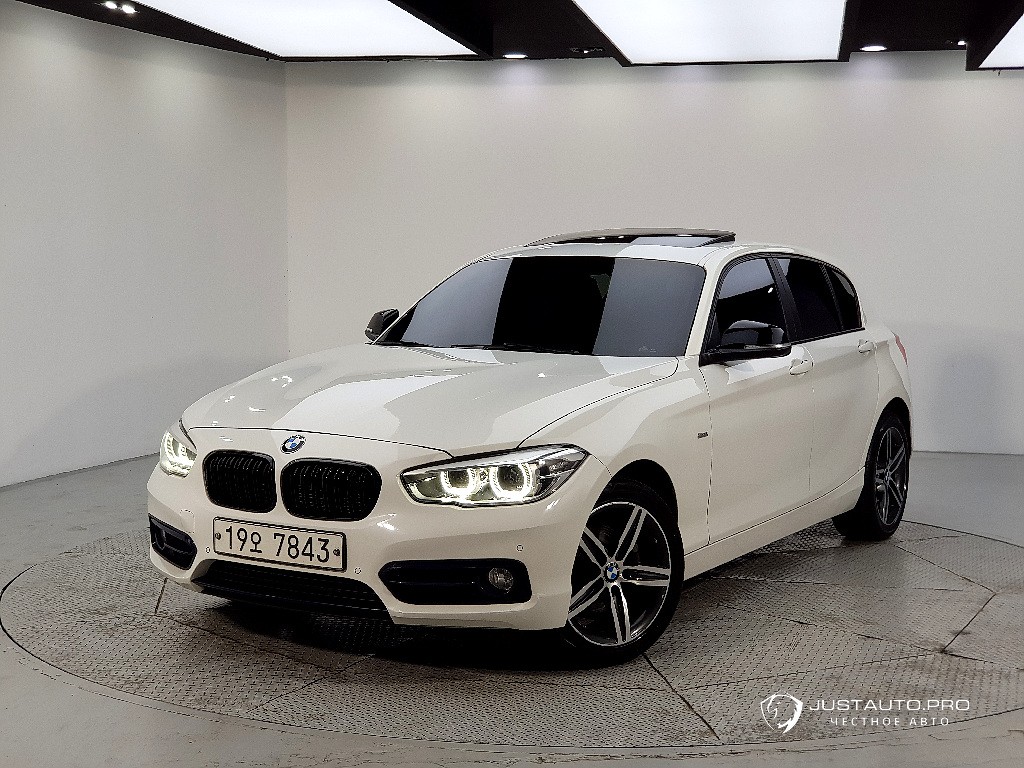 Автомобиль BMW 1-Series