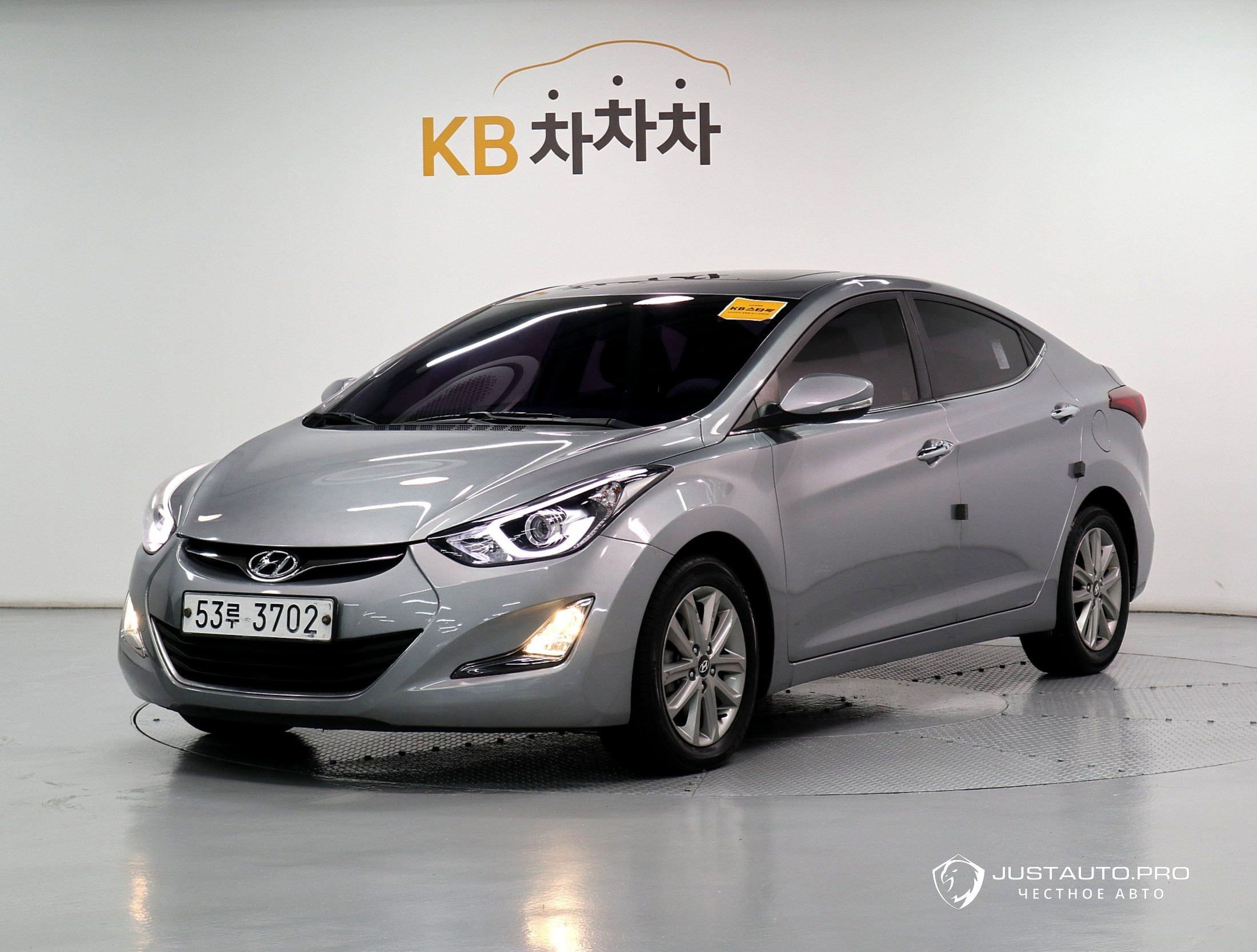 Автомобиль Hyundai AVANTE