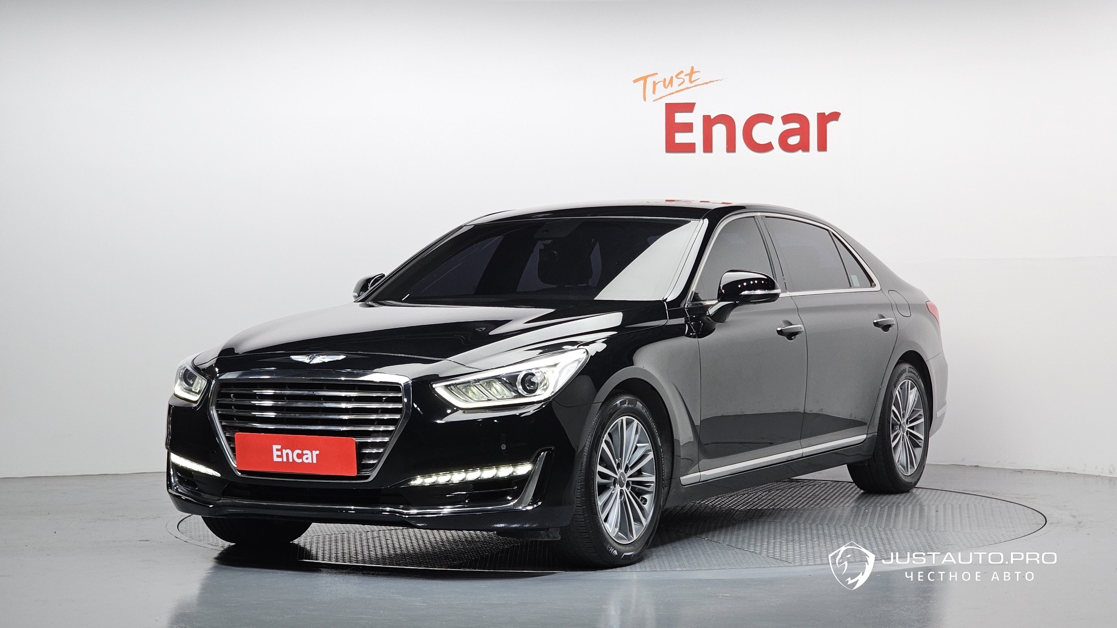Автомобиль Genesis EQ900