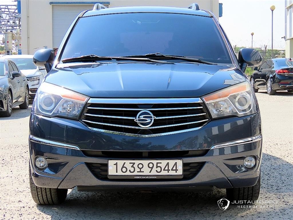Автомобиль KG_Mobility_Ssangyong KORANDO