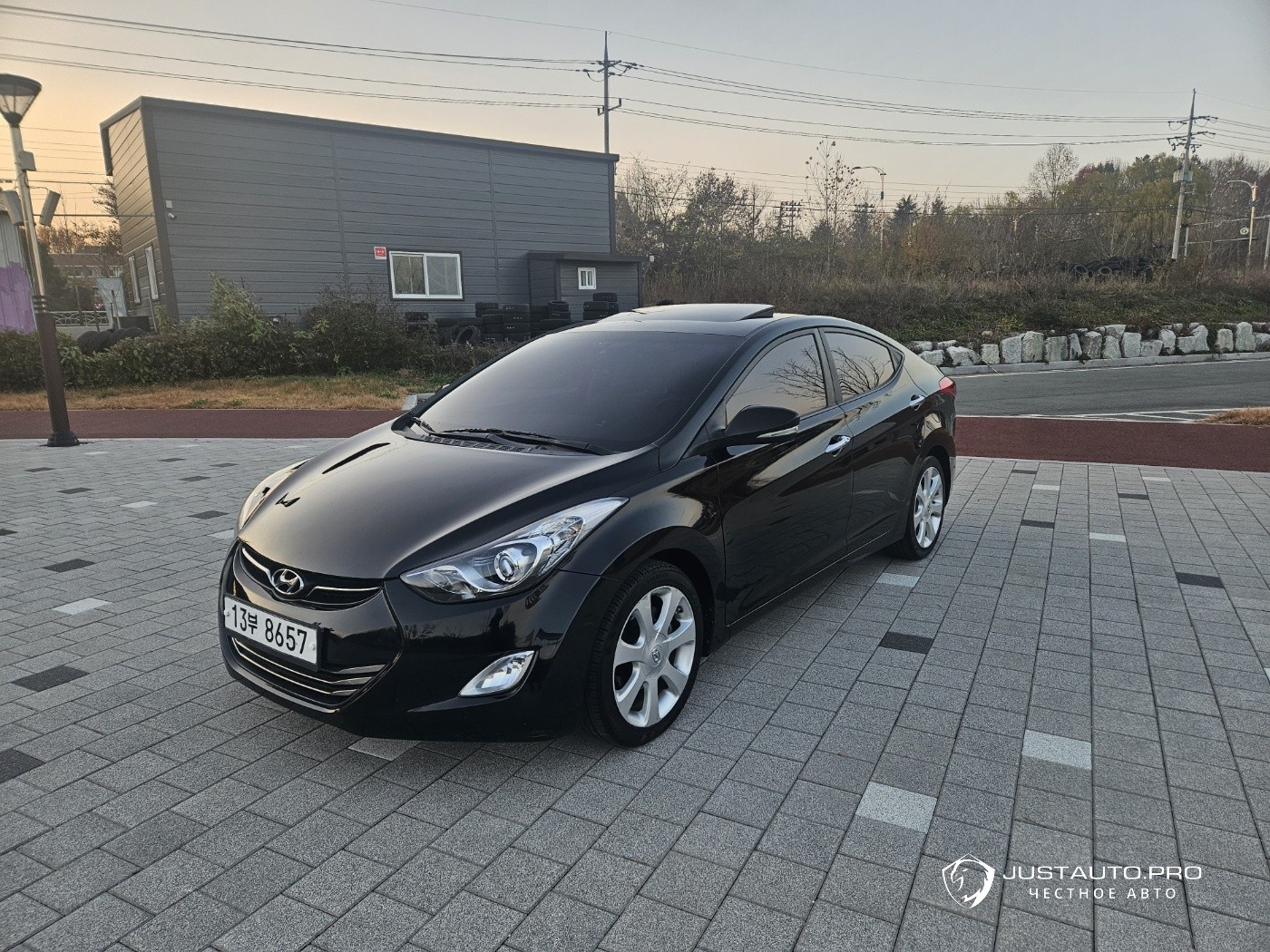 Автомобиль Hyundai AVANTE