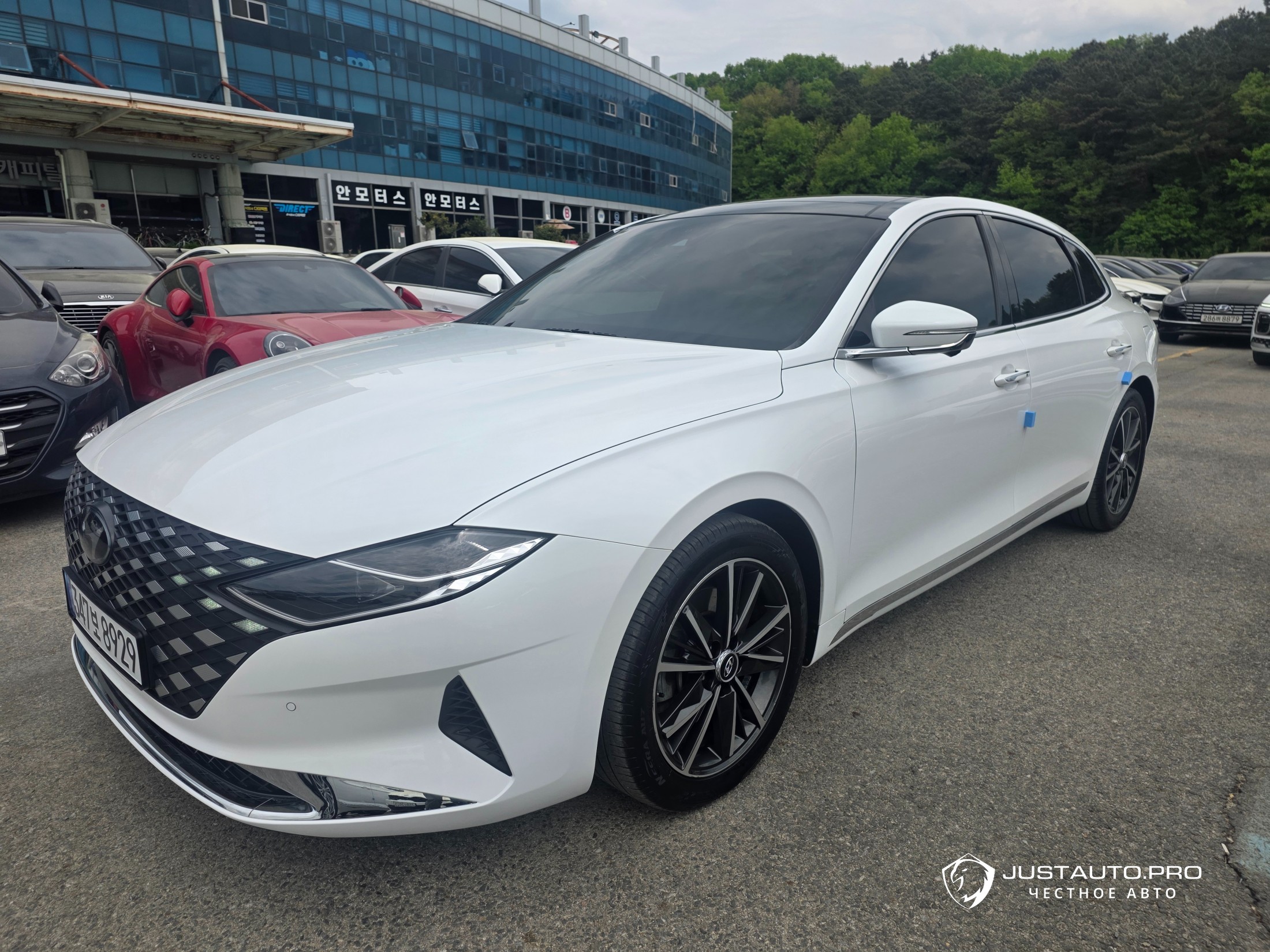 Автомобиль Hyundai Grandeur