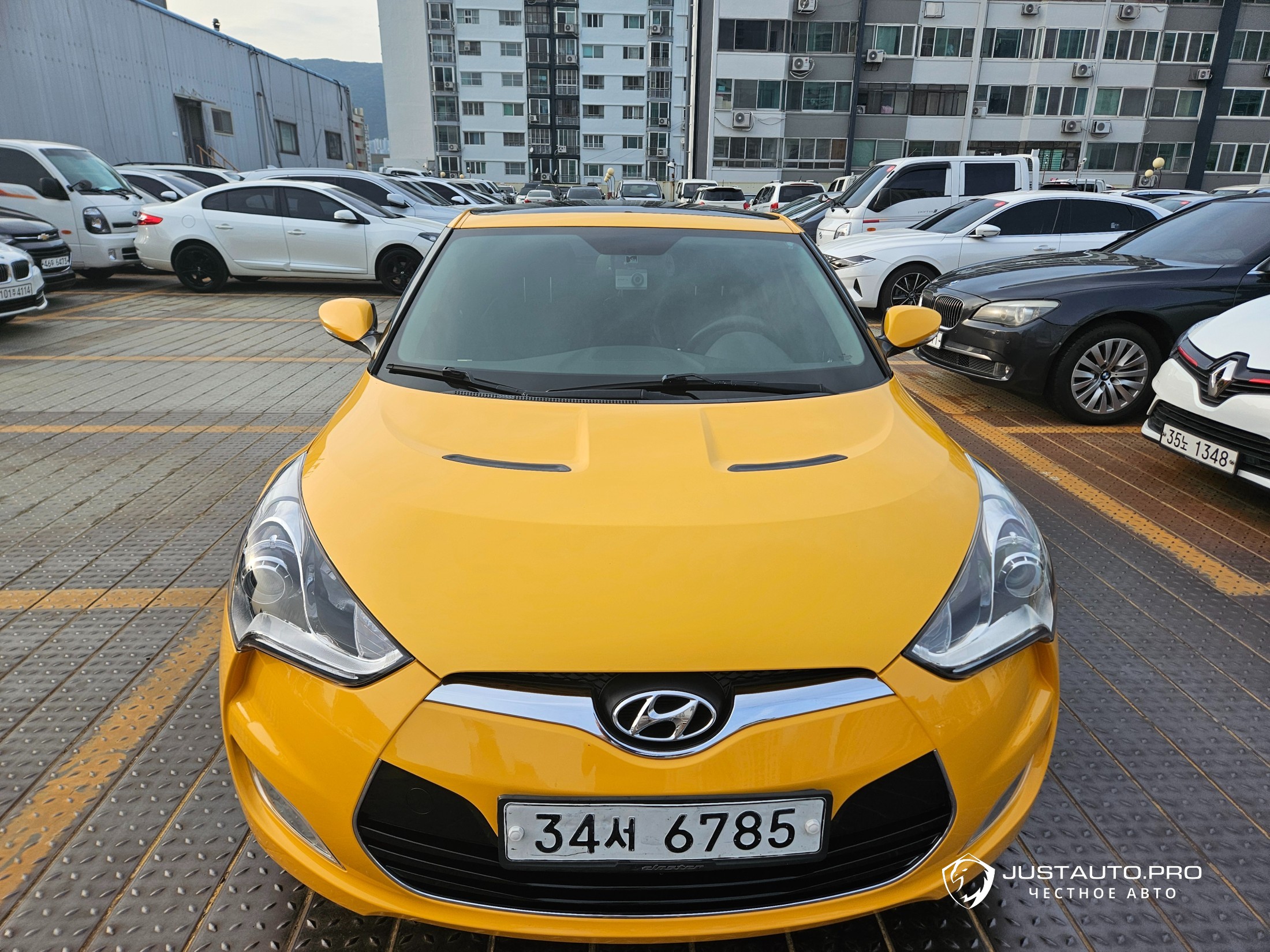 Автомобиль Hyundai Veloster