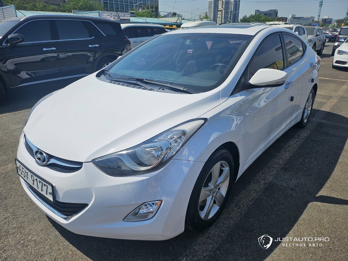 Автомобиль Hyundai AVANTE