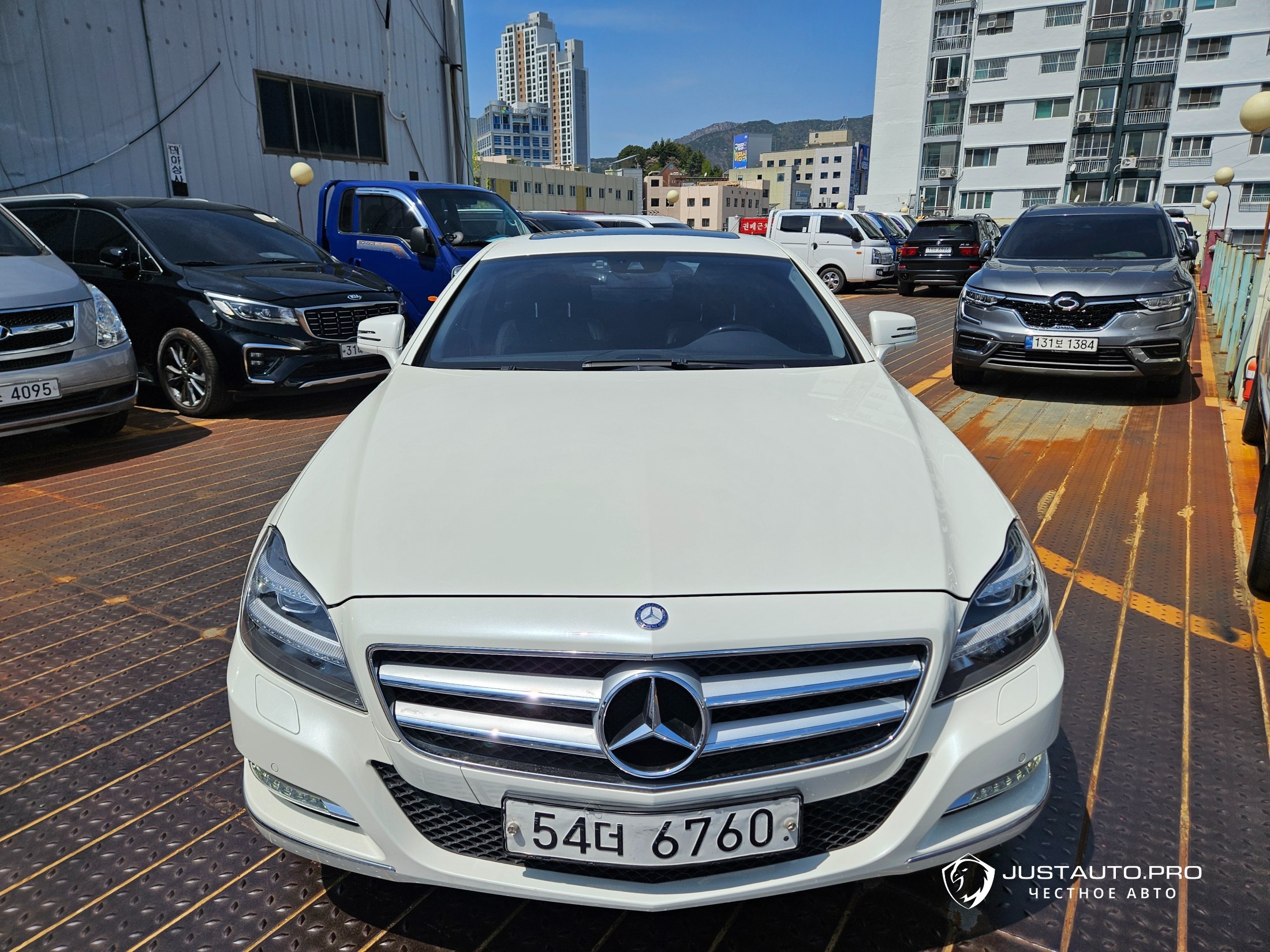 Автомобиль Mercedes-Benz CLS-Class