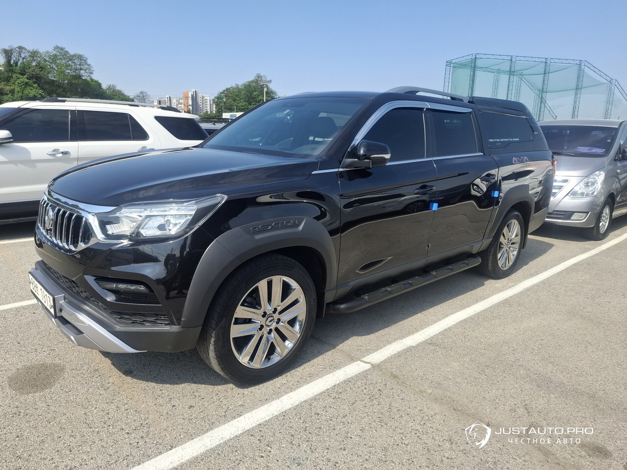 Автомобиль KG_Mobility_Ssangyong Rexton