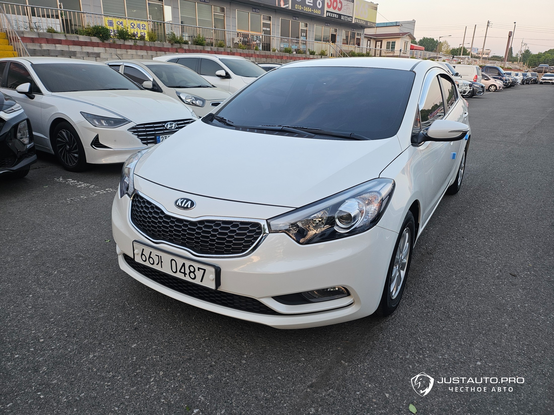 Автомобиль Kia K3
