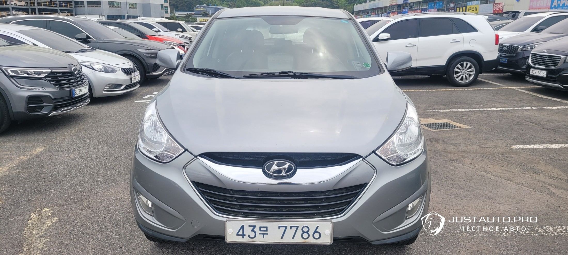 Автомобиль Hyundai Tucson