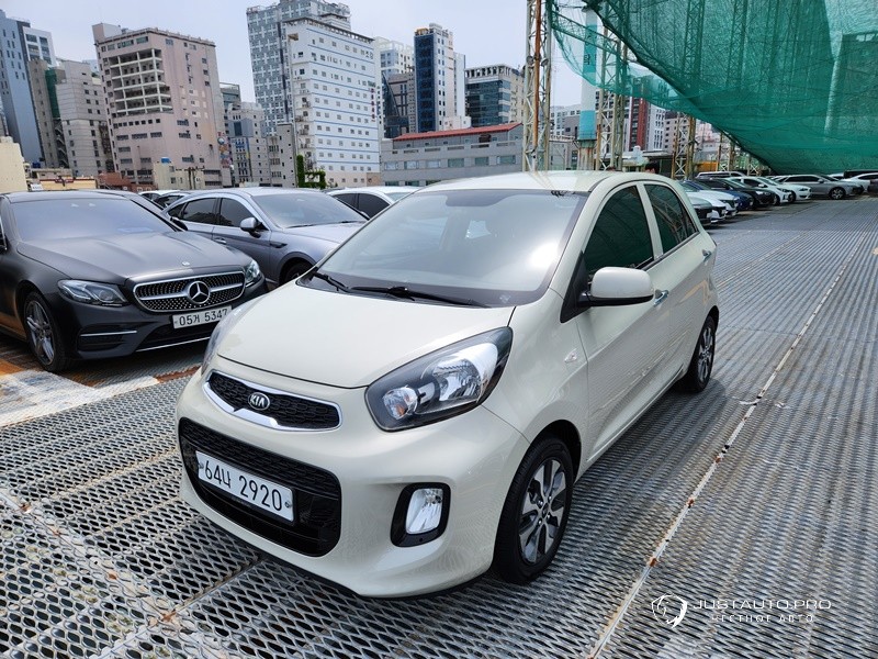 Автомобиль Kia morning