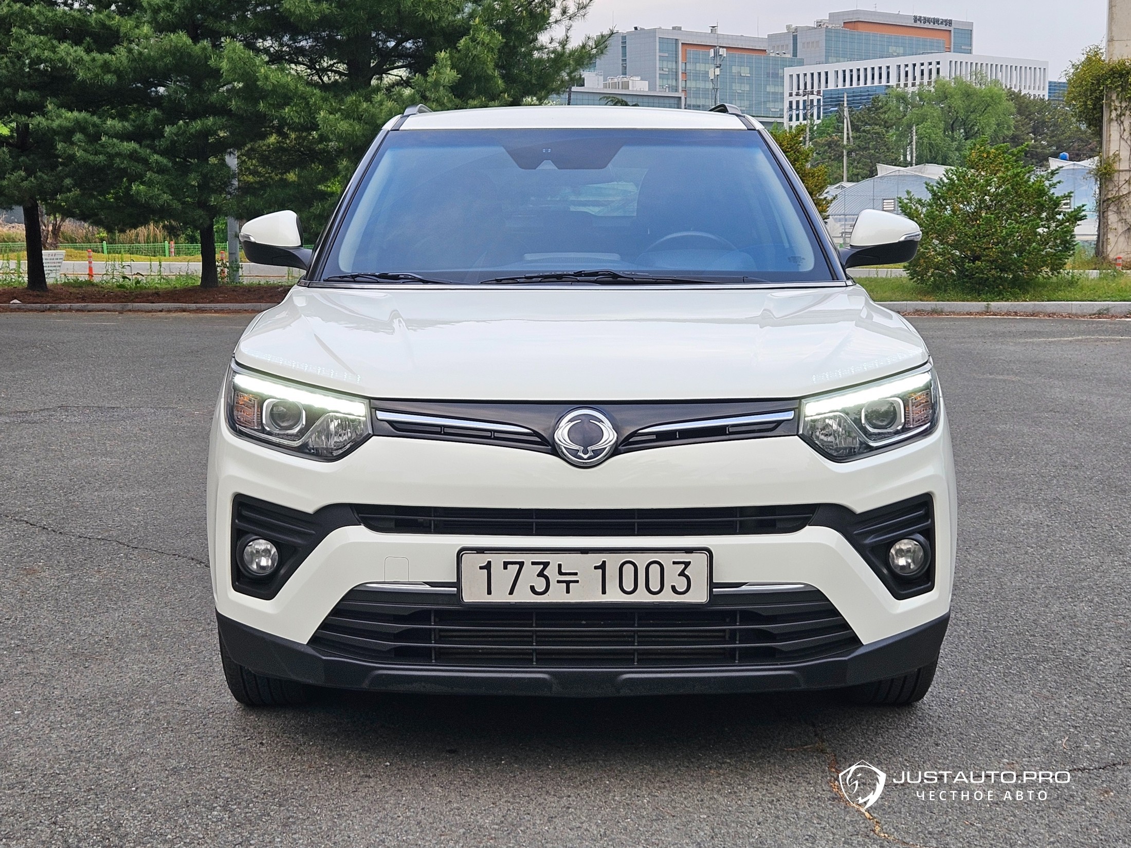 Автомобиль KG_Mobility_Ssangyong TIBOLI