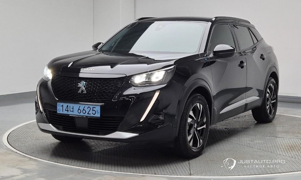Автомобиль Peugeot 2008
