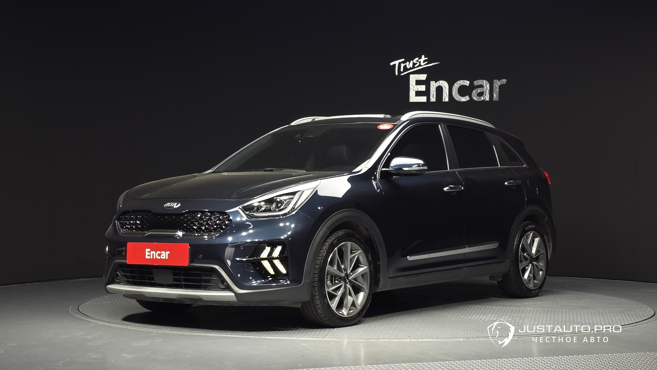 Автомобиль Kia Niro