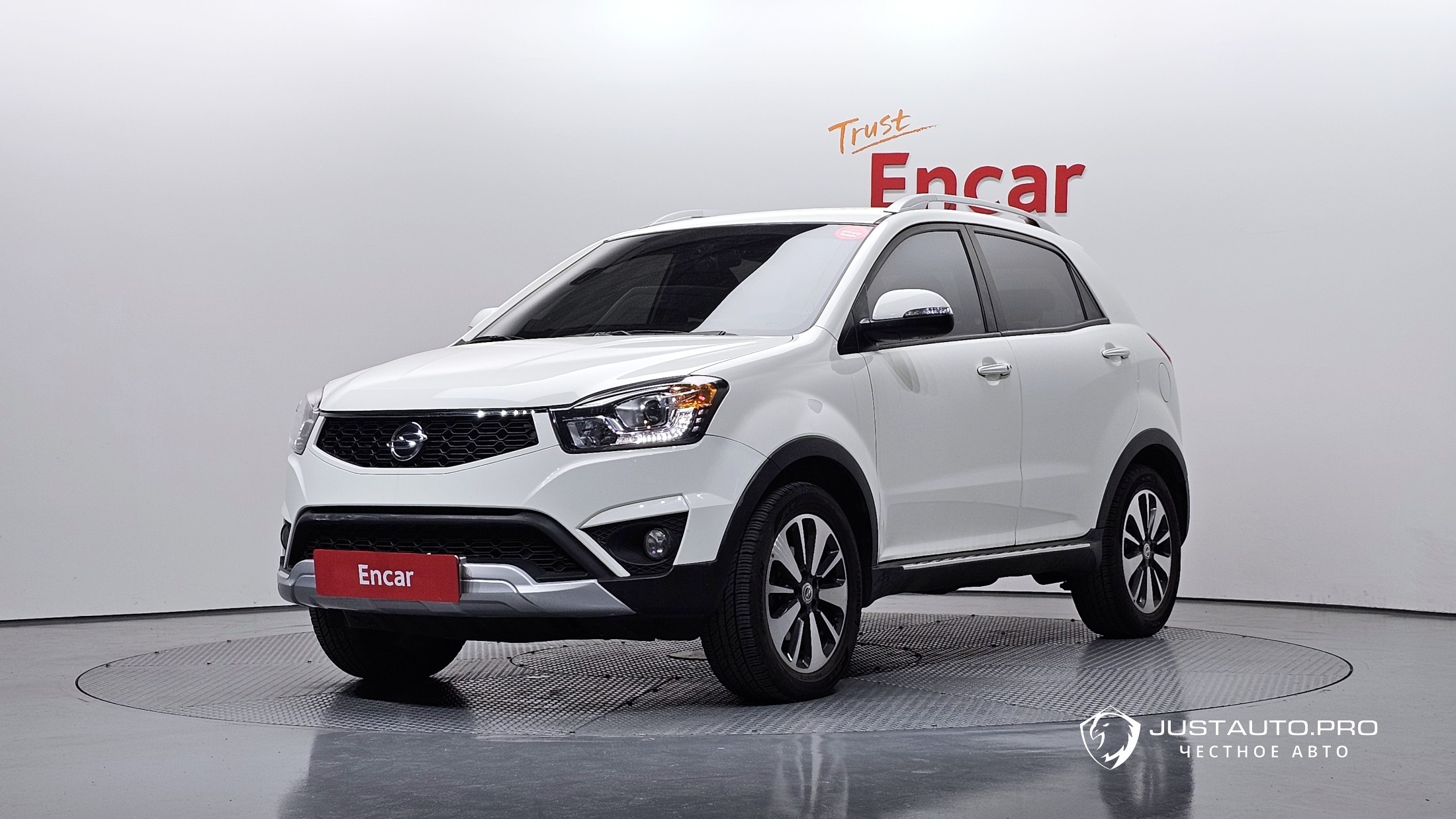 Автомобиль KG_Mobility_Ssangyong KORANDO