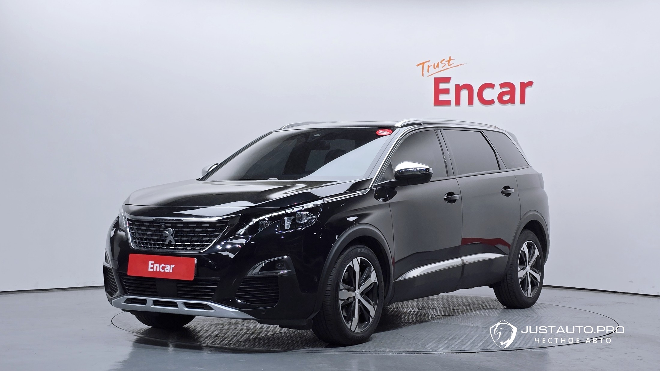 Автомобиль Peugeot 5008