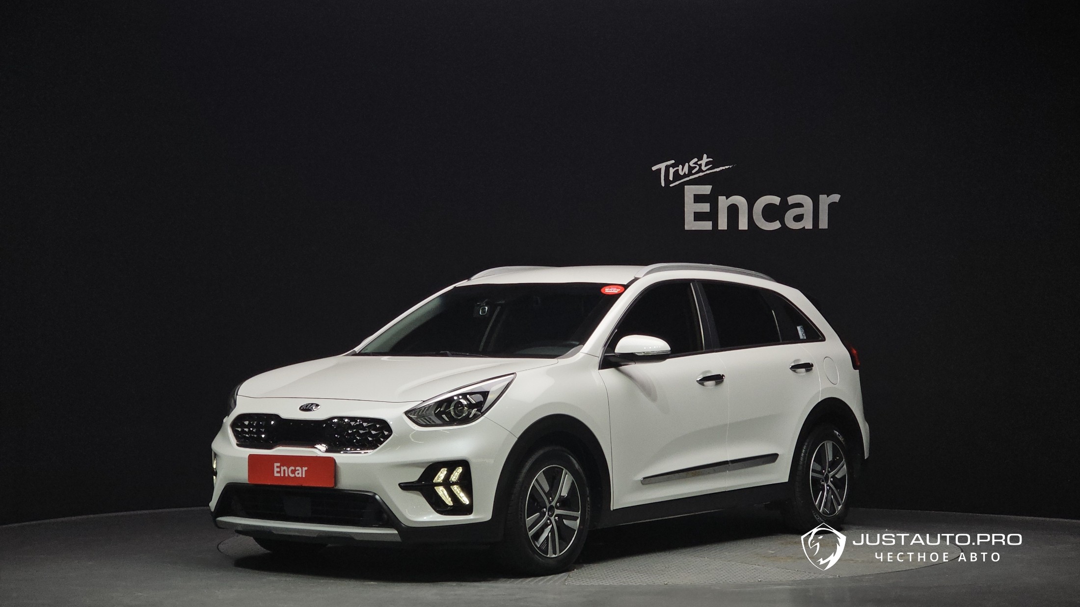 Автомобиль Kia Niro