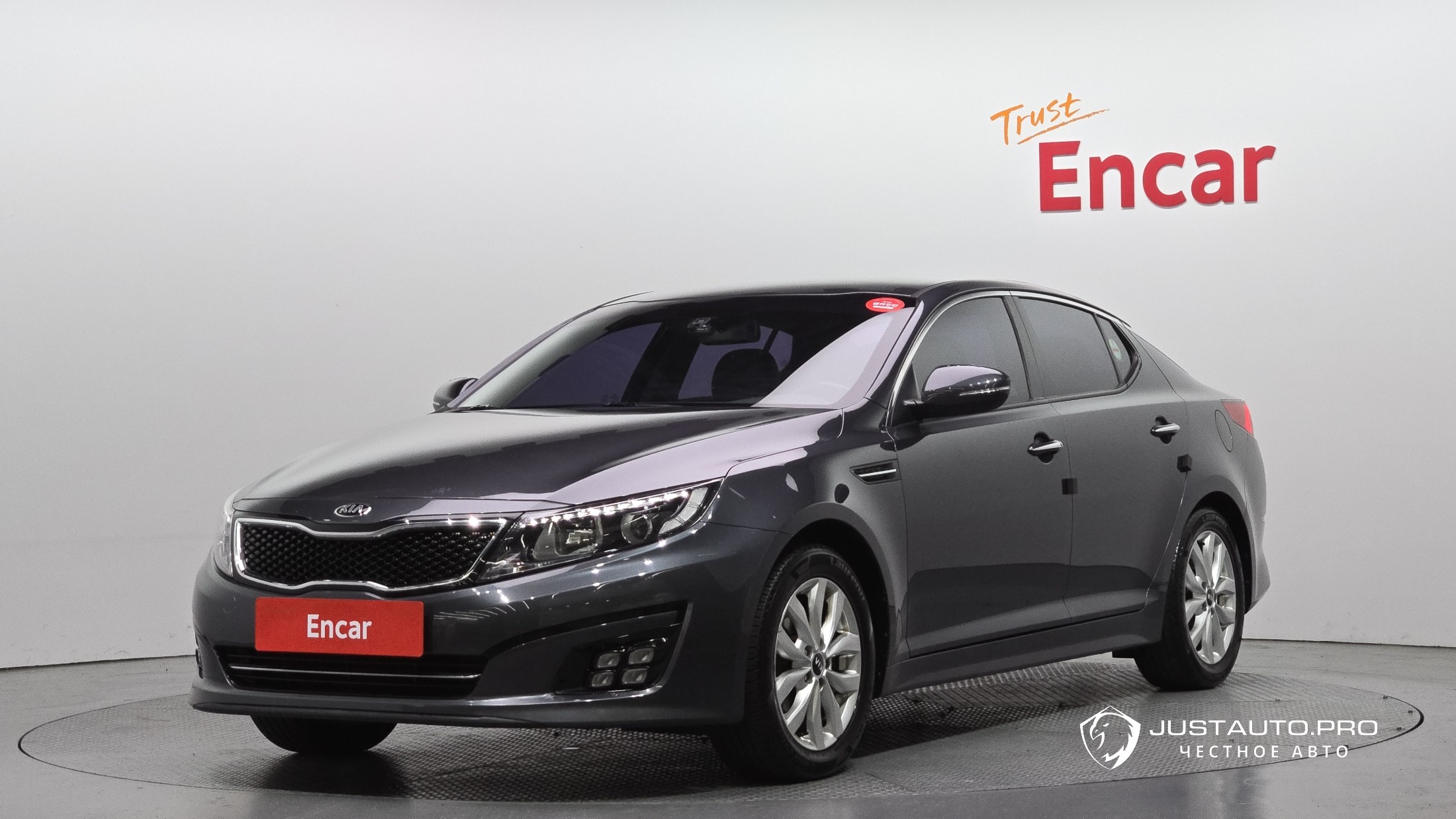Автомобиль Kia K5