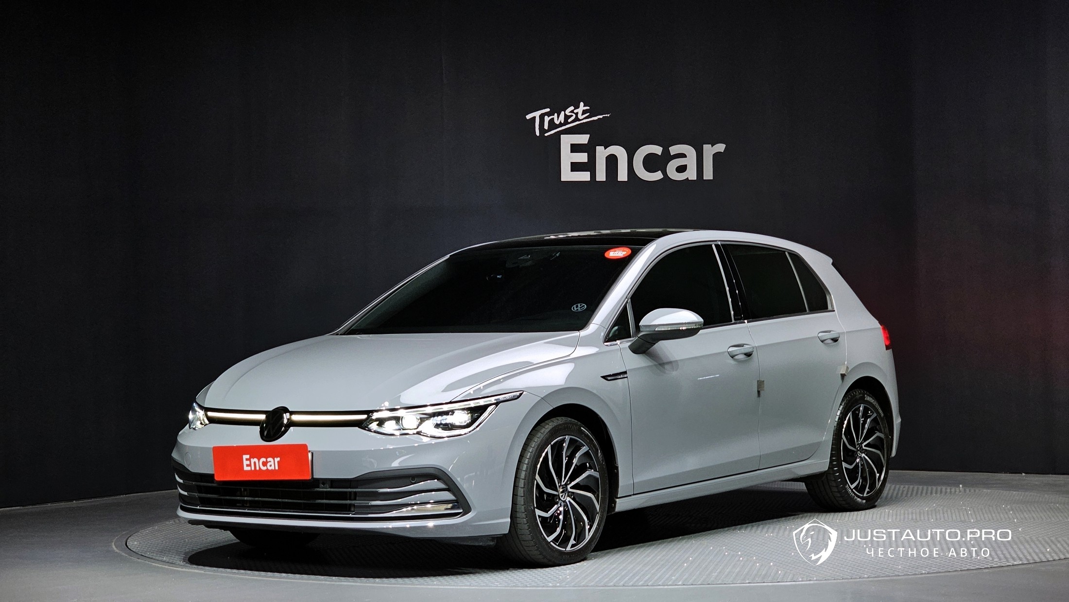 Автомобиль Volkswagen Golf