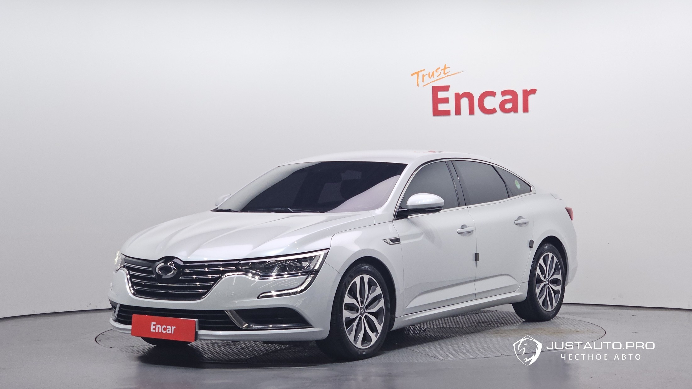 Автомобиль Renault-KoreaSamsung SM6