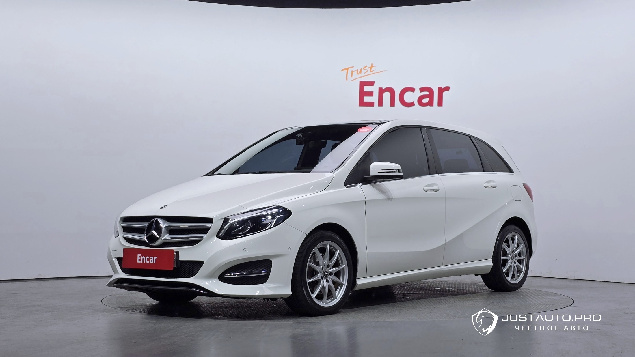 Автомобиль Mercedes-Benz B-Class
