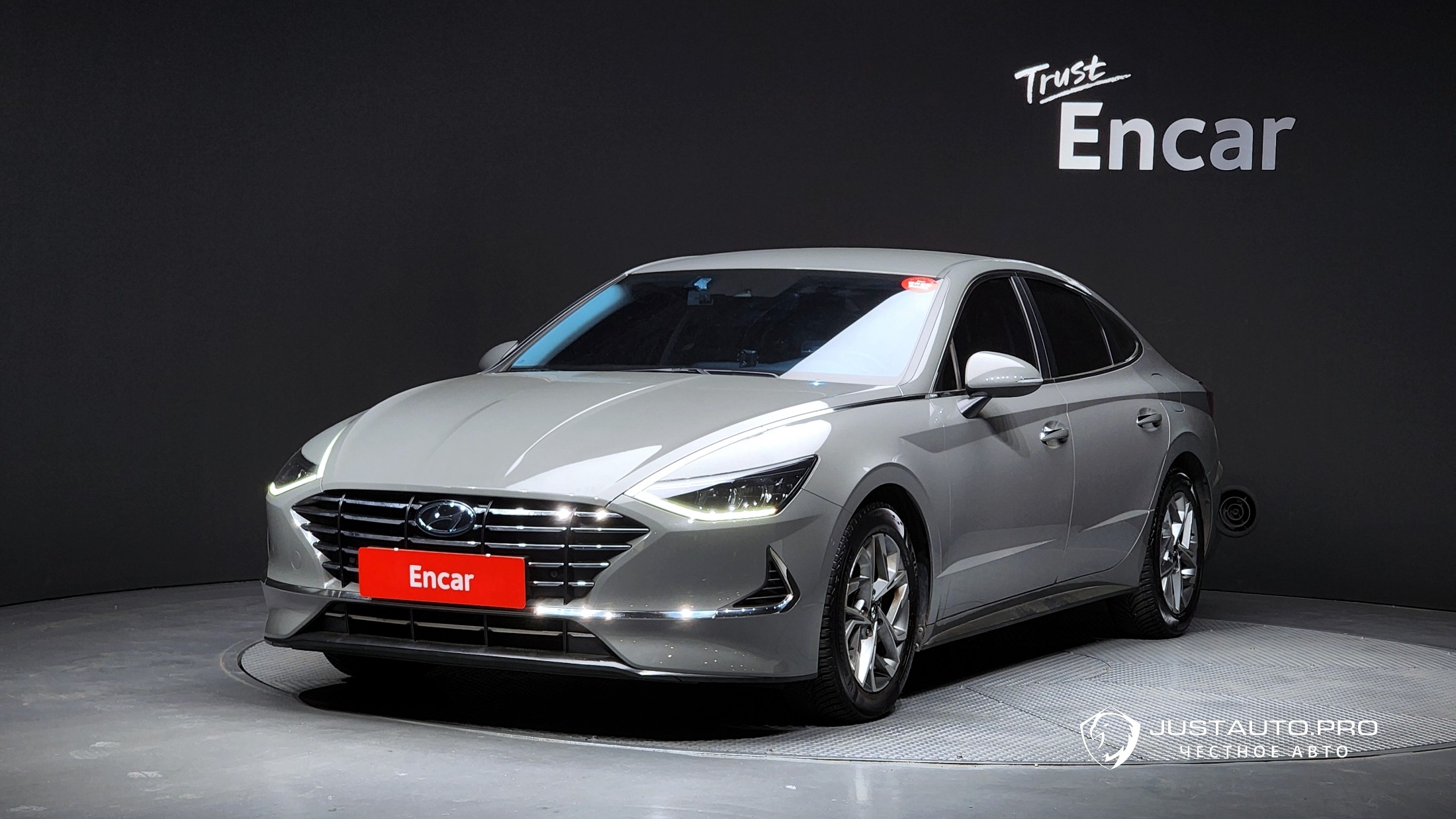 Автомобиль Hyundai Sonata