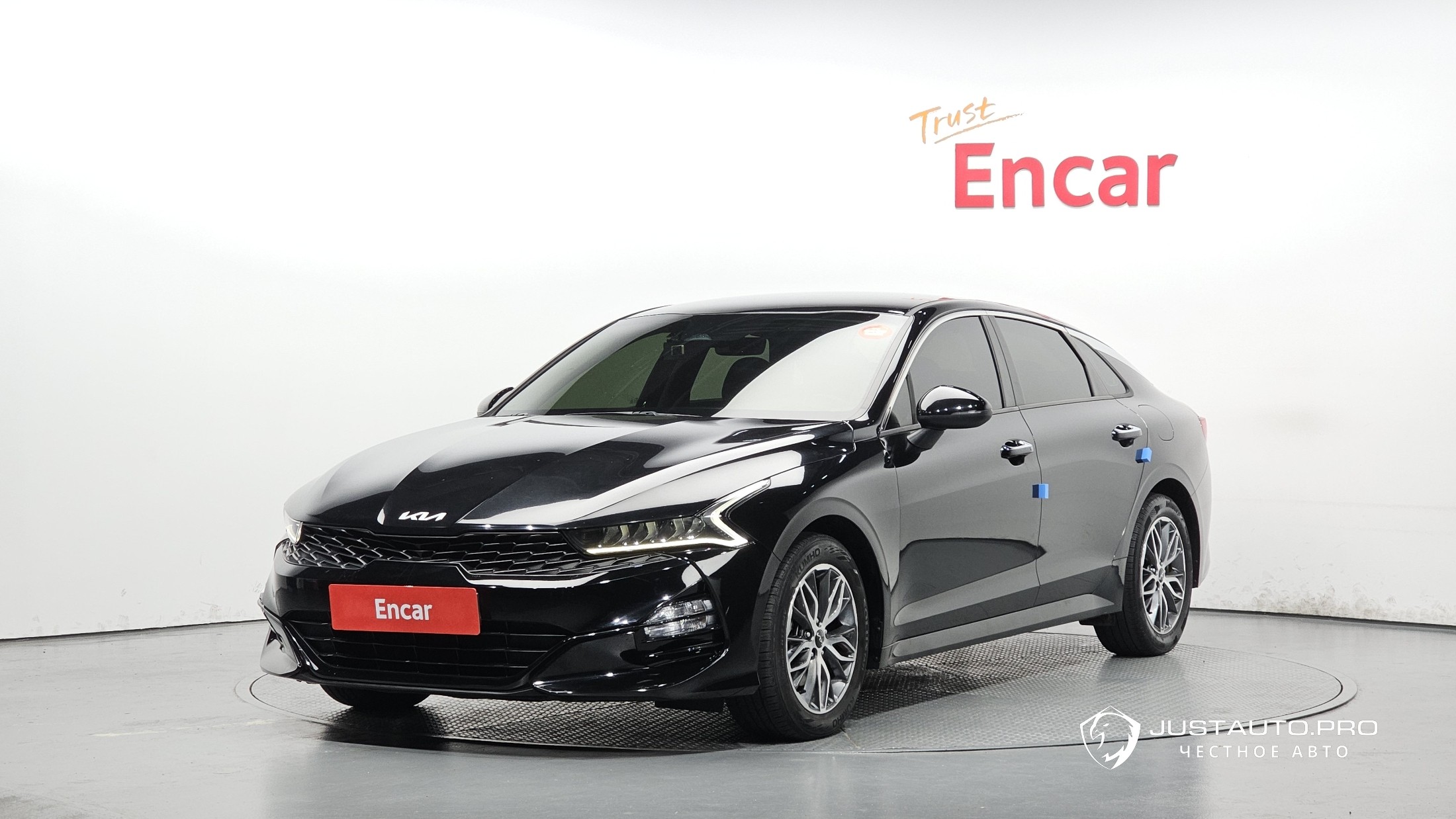Автомобиль Kia K5