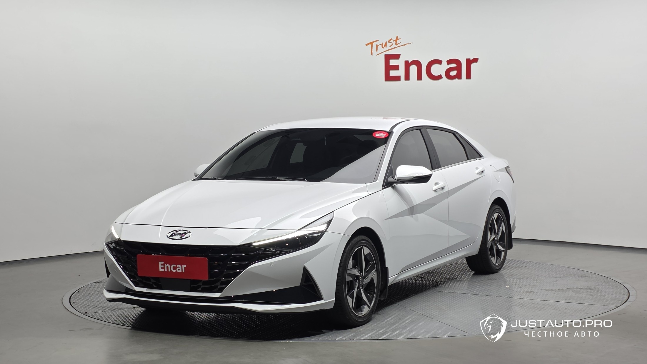 Автомобиль Hyundai AVANTE