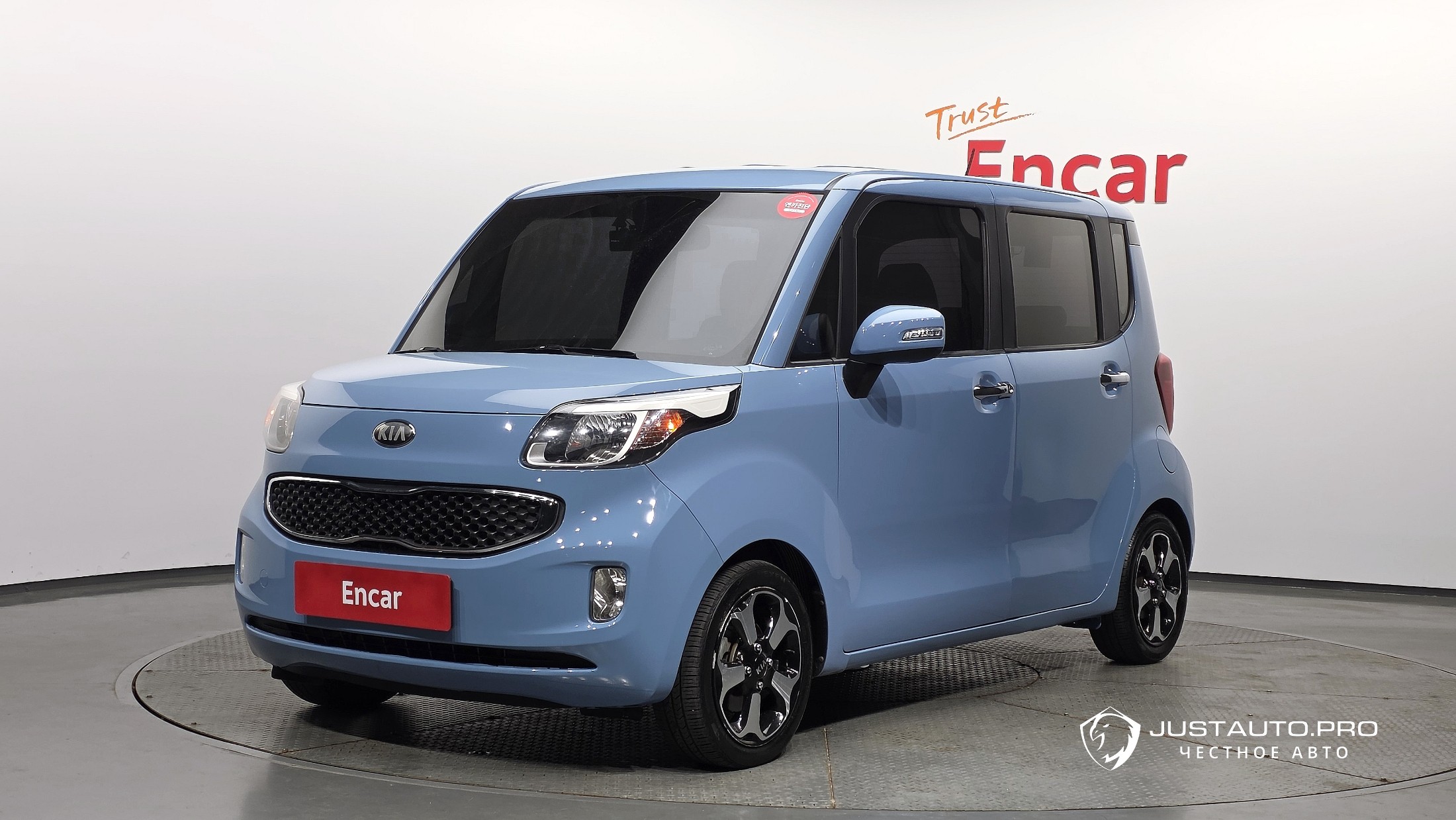 Автомобиль Kia RAY