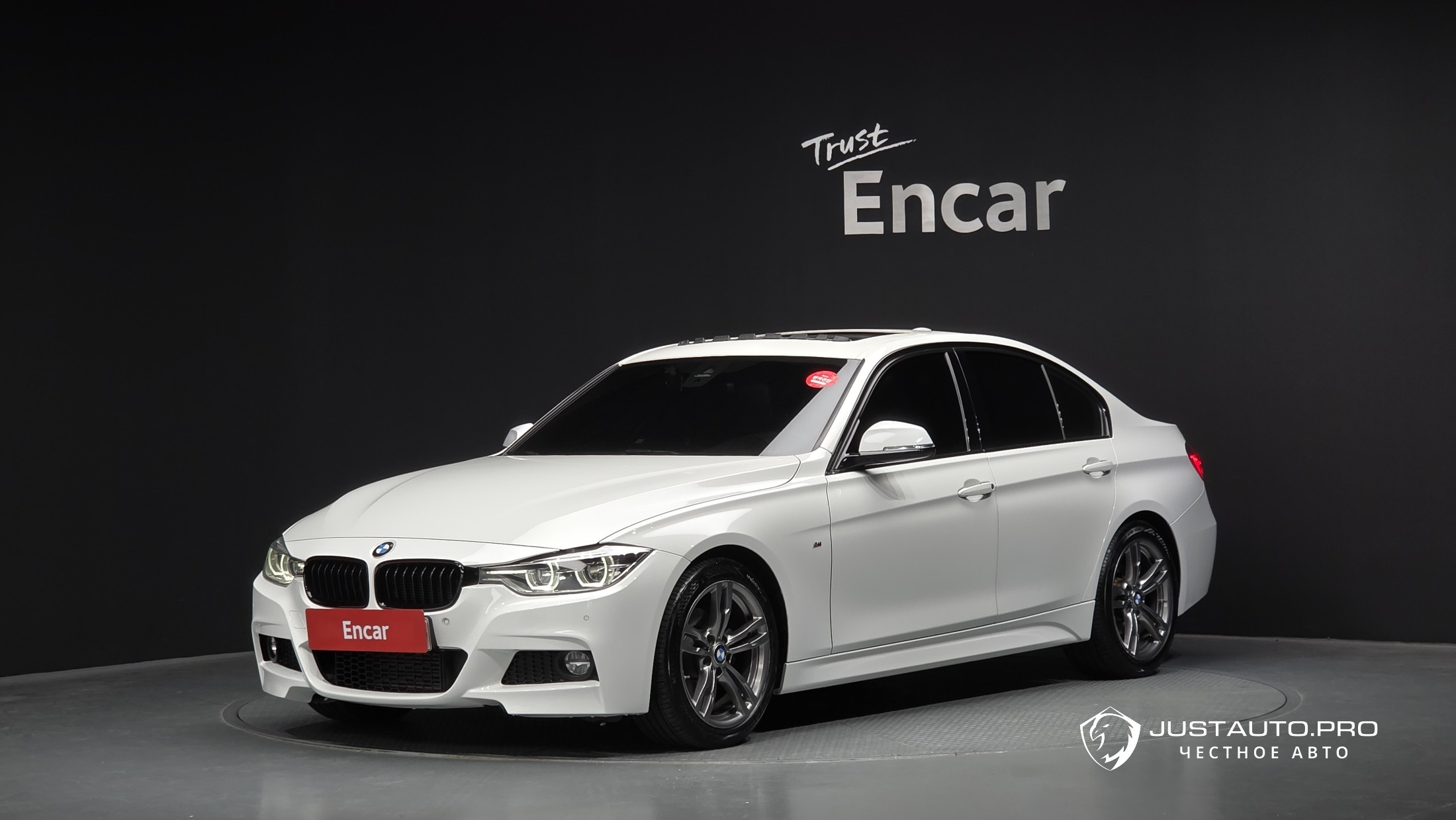 Автомобиль BMW 3-Series